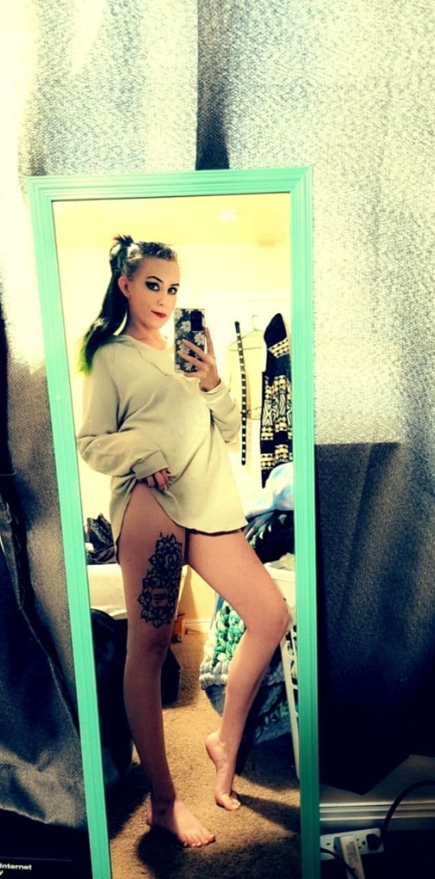 Nikki OnlyFans header