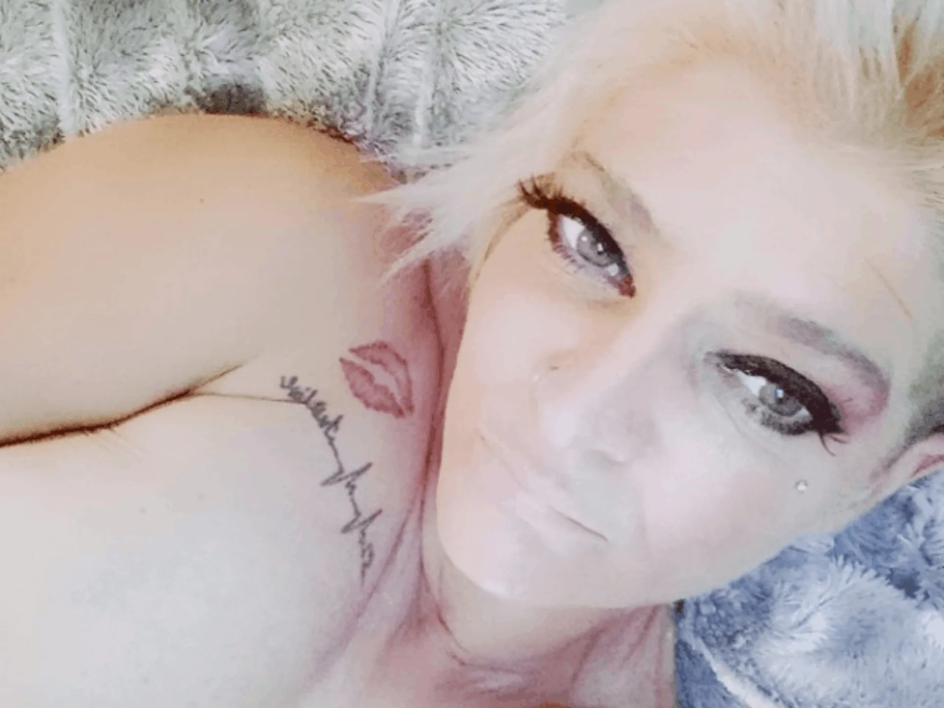 Robin Reynolds OnlyFans header