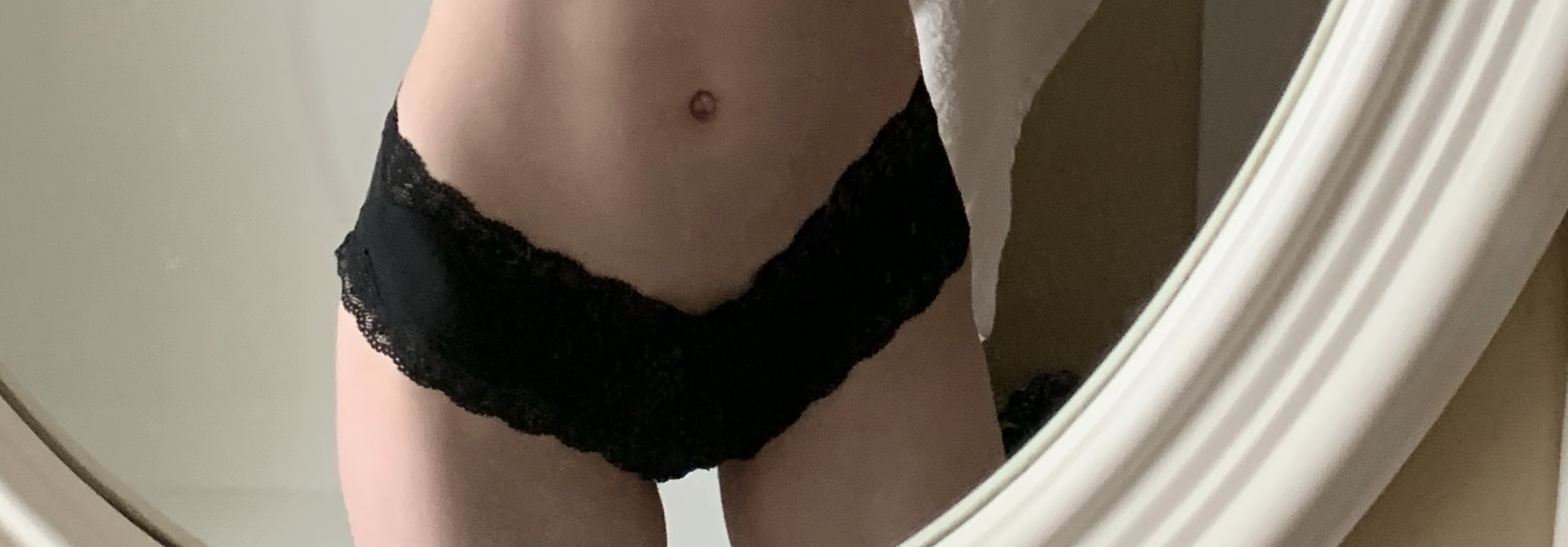 𝐕 ❤ OnlyFans header