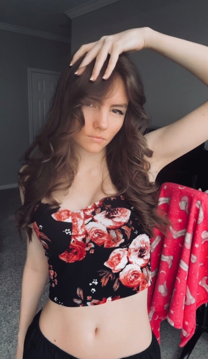 Veraneka OnlyFans header