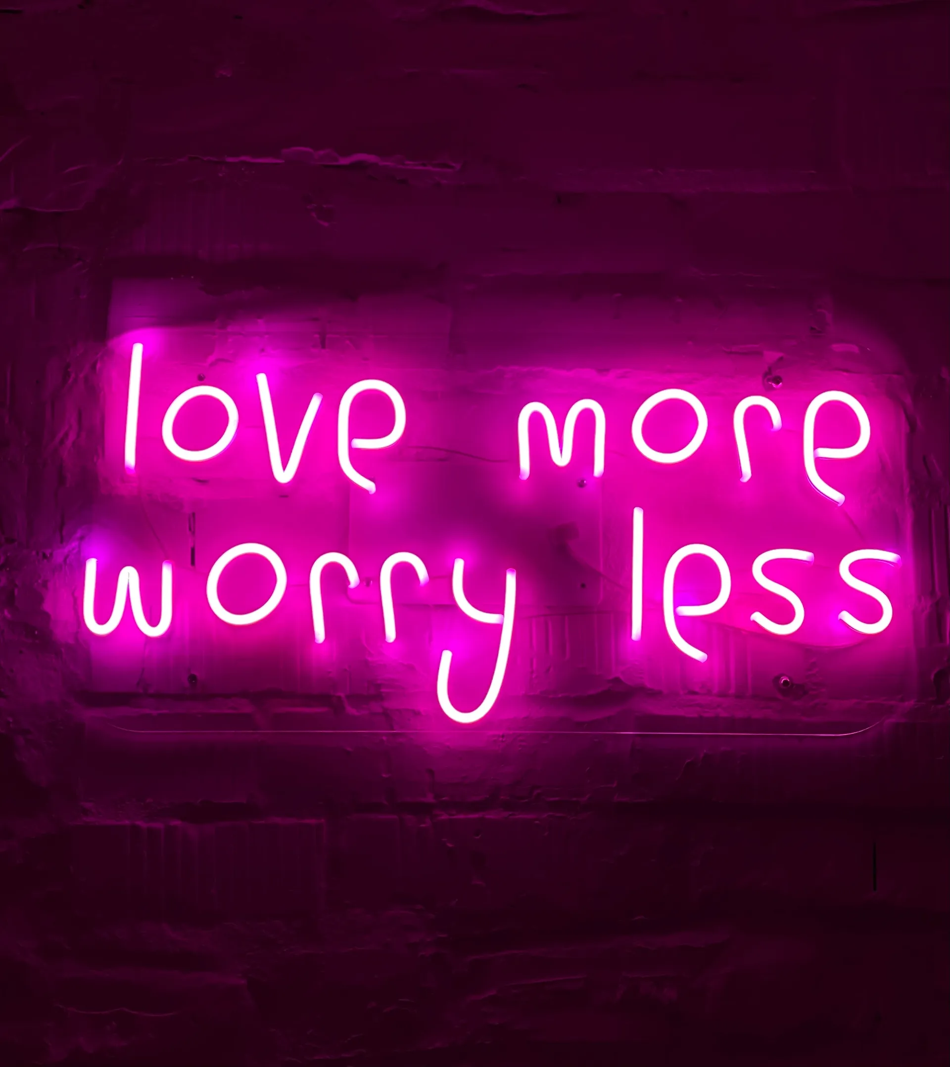 Verhiniz OnlyFans header