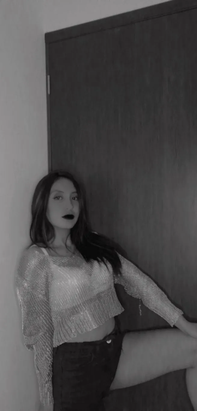 veronica jimenez OnlyFans header