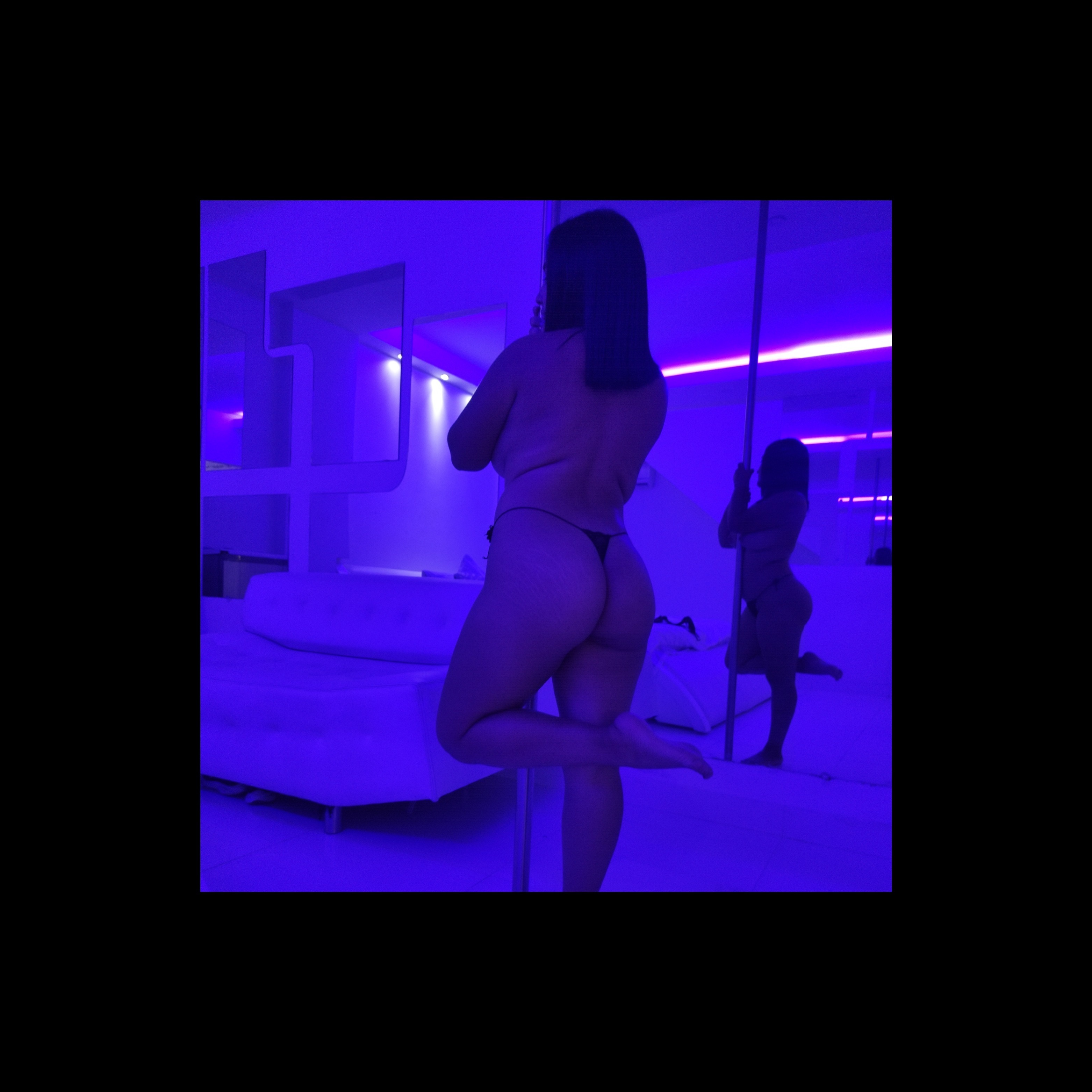 Veronica OnlyFans header