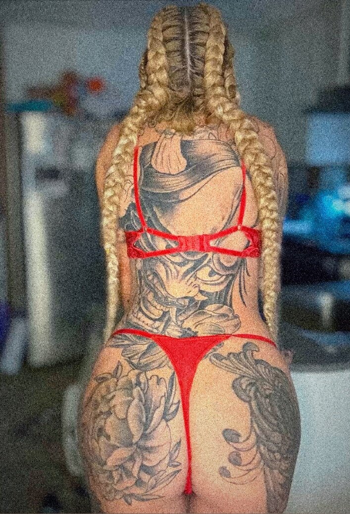 VERONICA VANTOF OnlyFans header