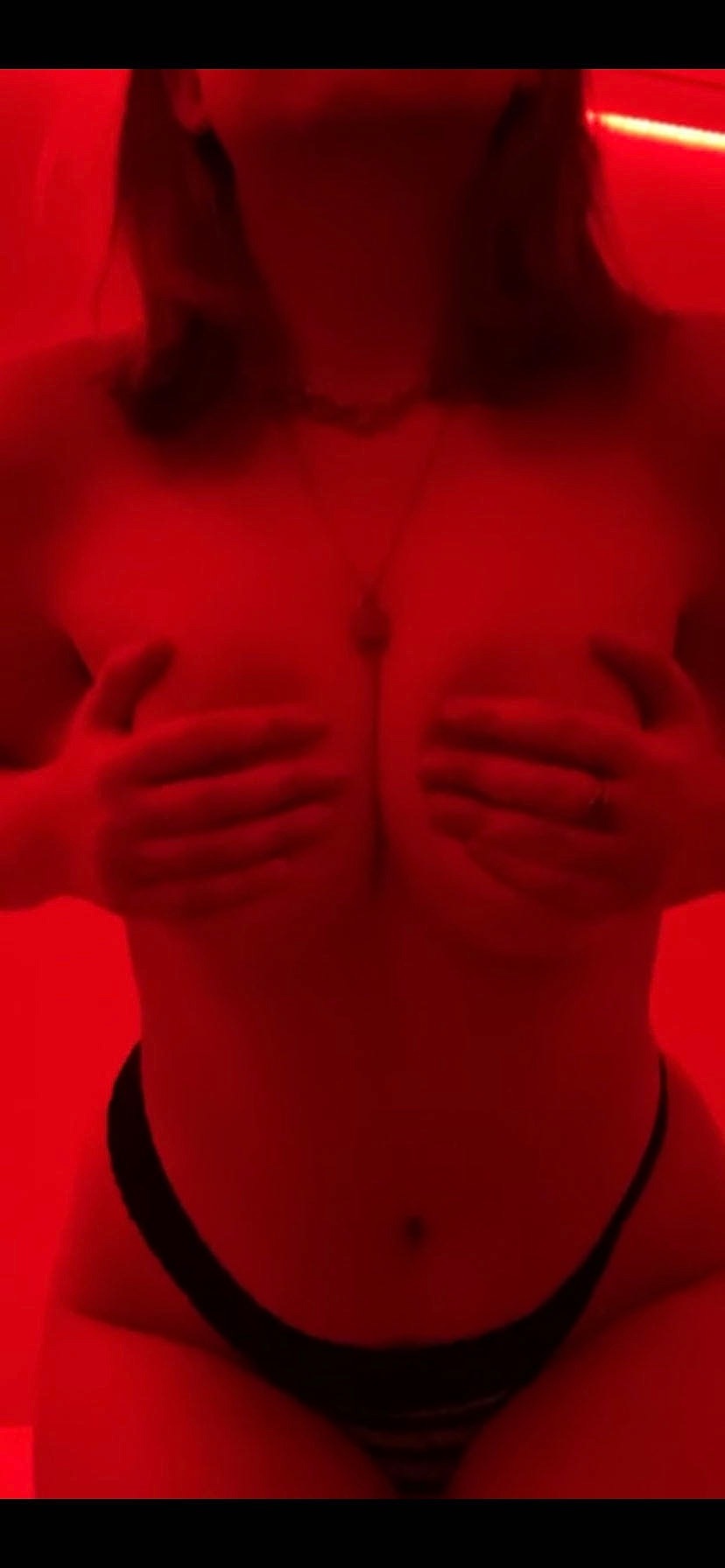 veronica OnlyFans header