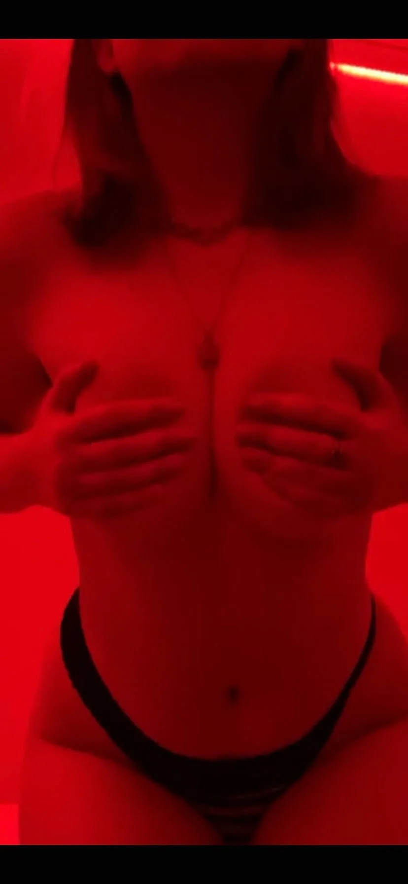 veronica OnlyFans header