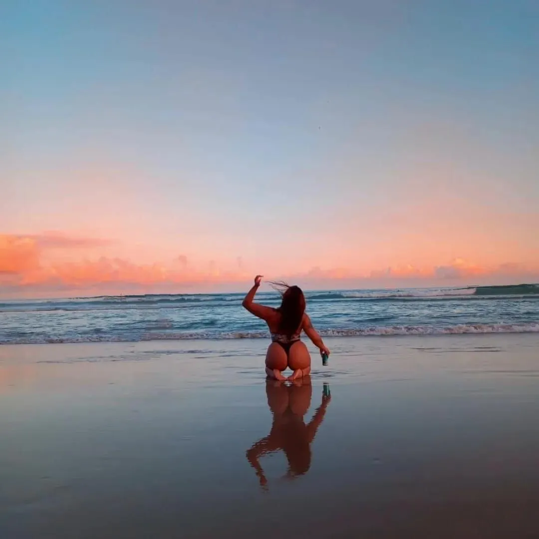 Veronight OnlyFans header