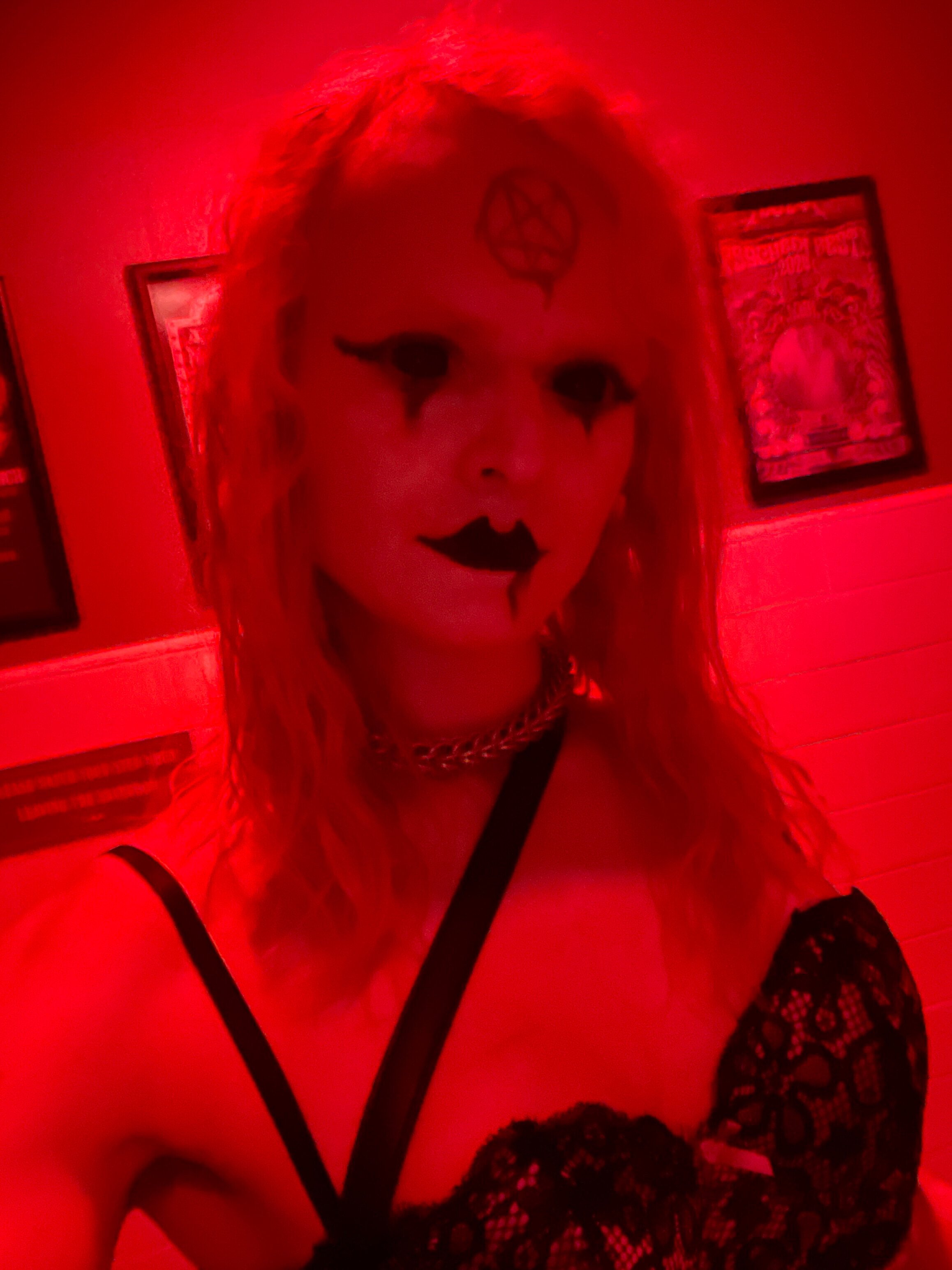 Veronika Vale OnlyFans header