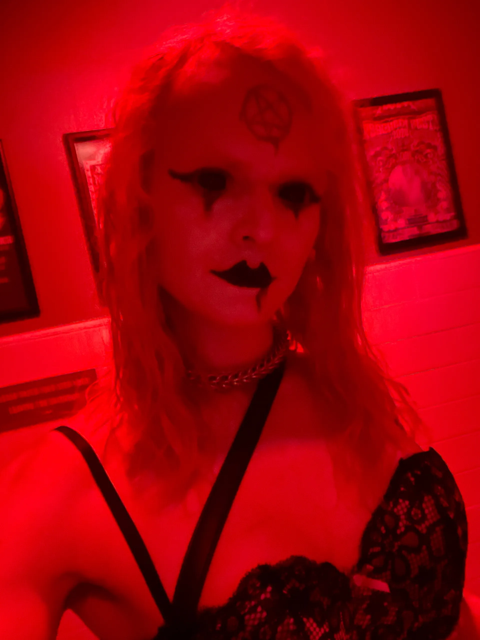 Veronika Vale OnlyFans header