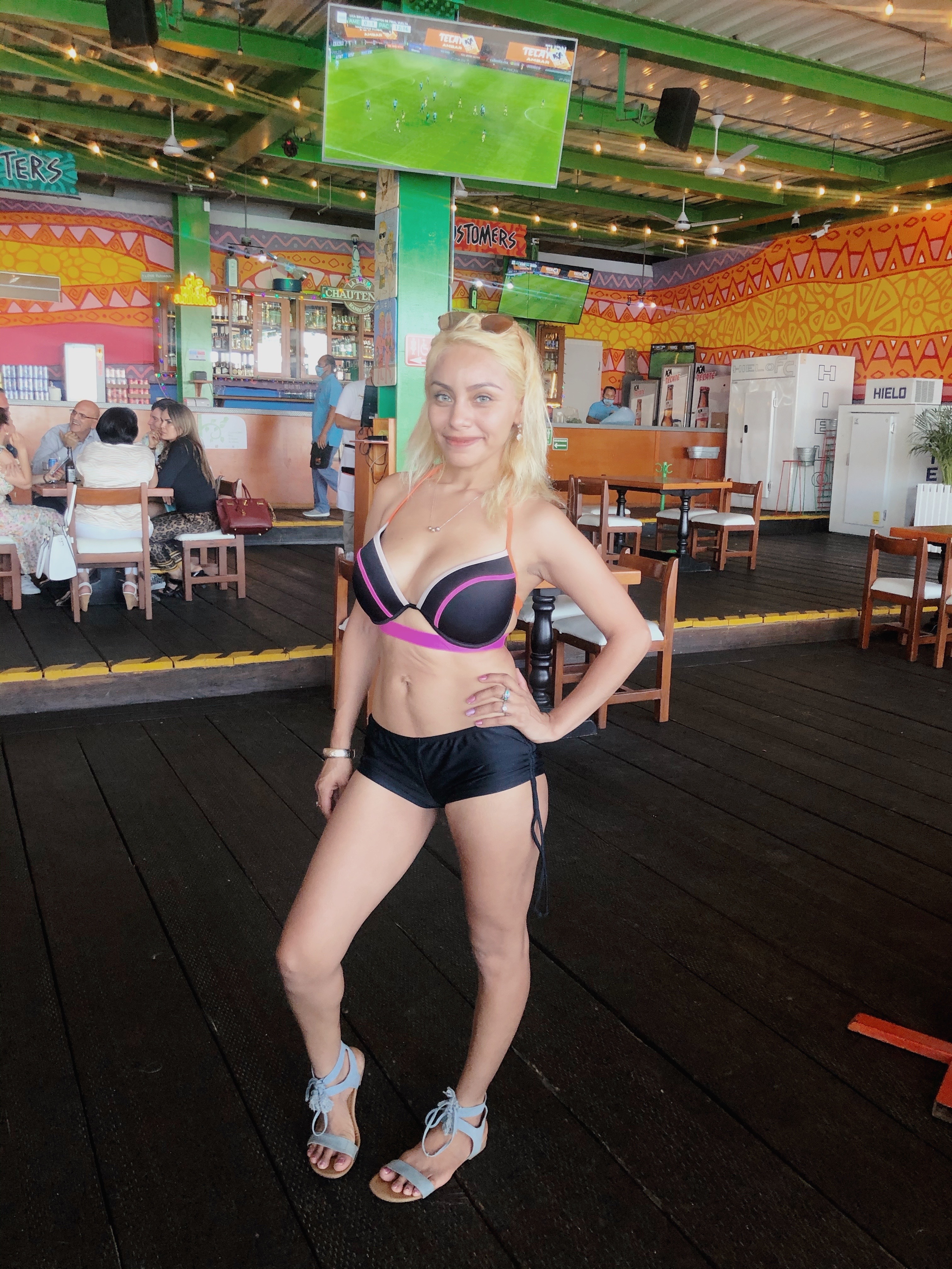 Veronica OnlyFans header