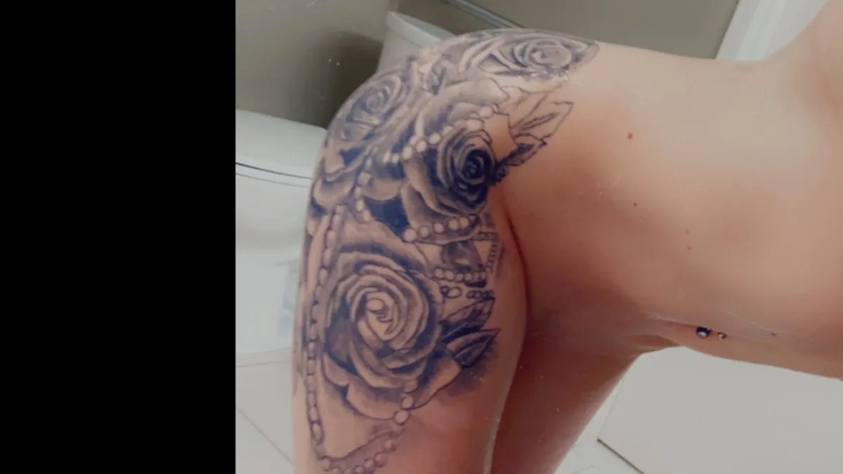 Shi ☺️ OnlyFans header