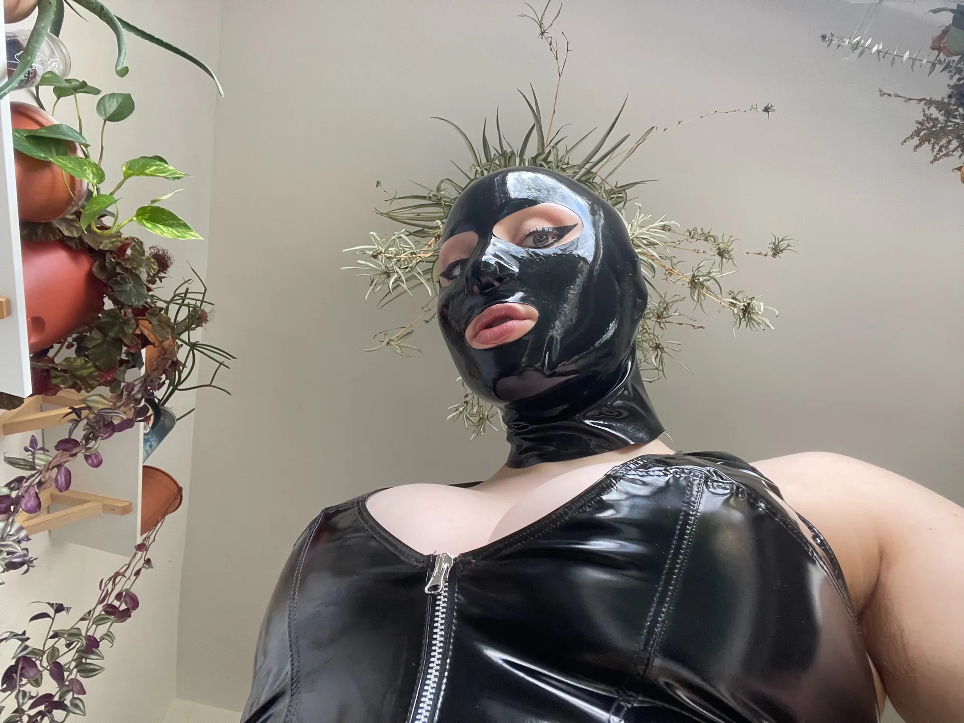 Vesper Rouge OnlyFans header