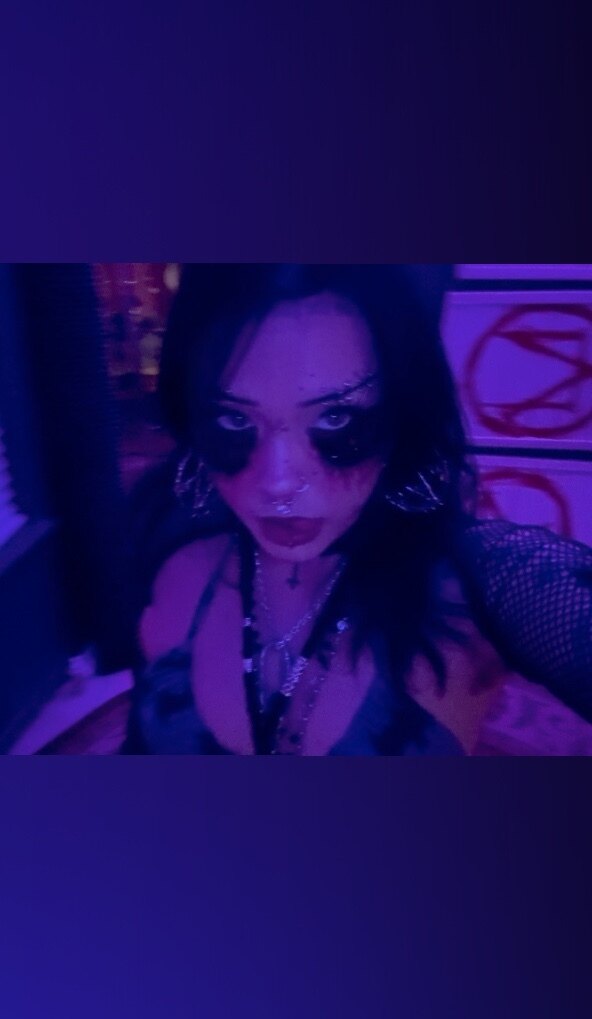 VESPER VALENTINE OnlyFans