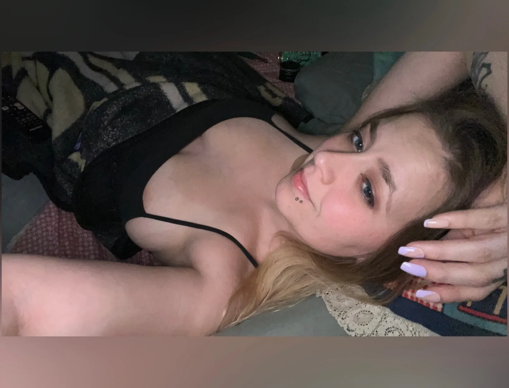 violet haze OnlyFans header