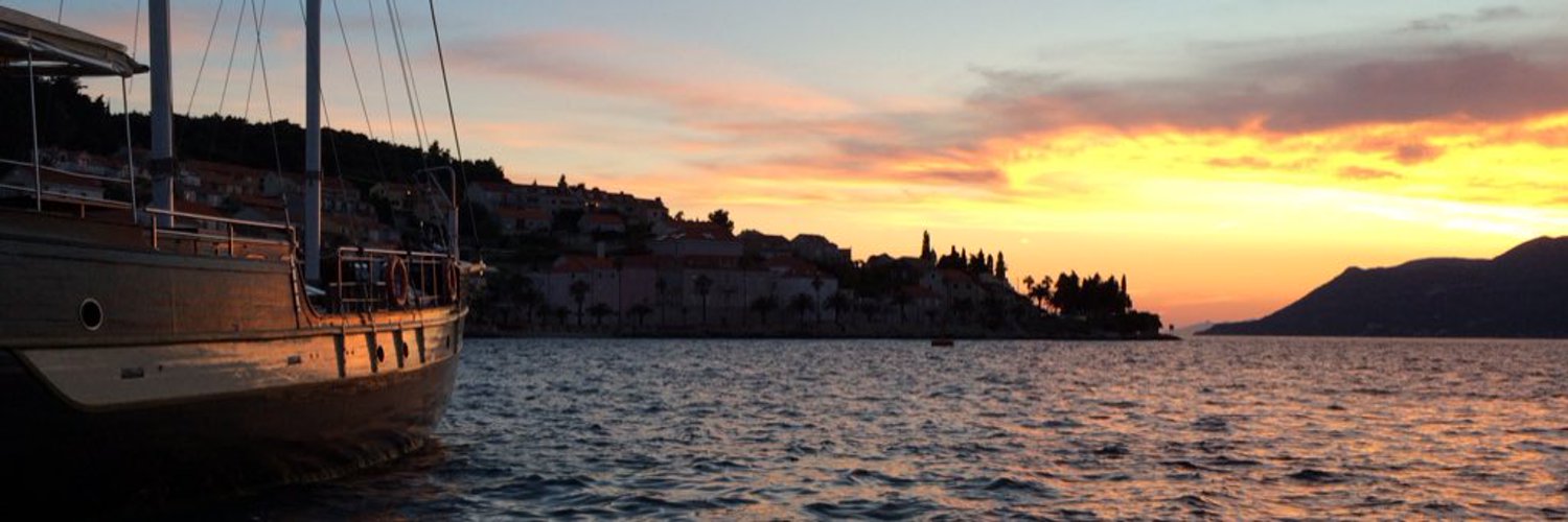 Vickie Brown (former VickyLove) OnlyFans header