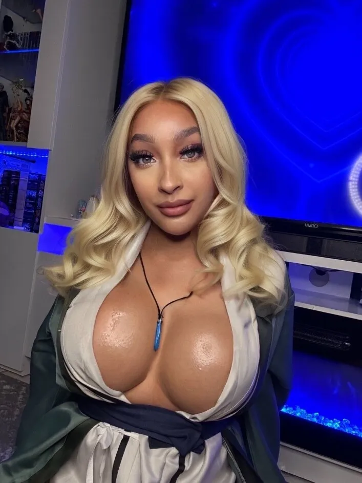 𝑮𝑶𝑫𝑫𝑬𝑺𝑺 𝑽𝑰𝑪𝑲𝑰 🧚🏽‍♀️💋