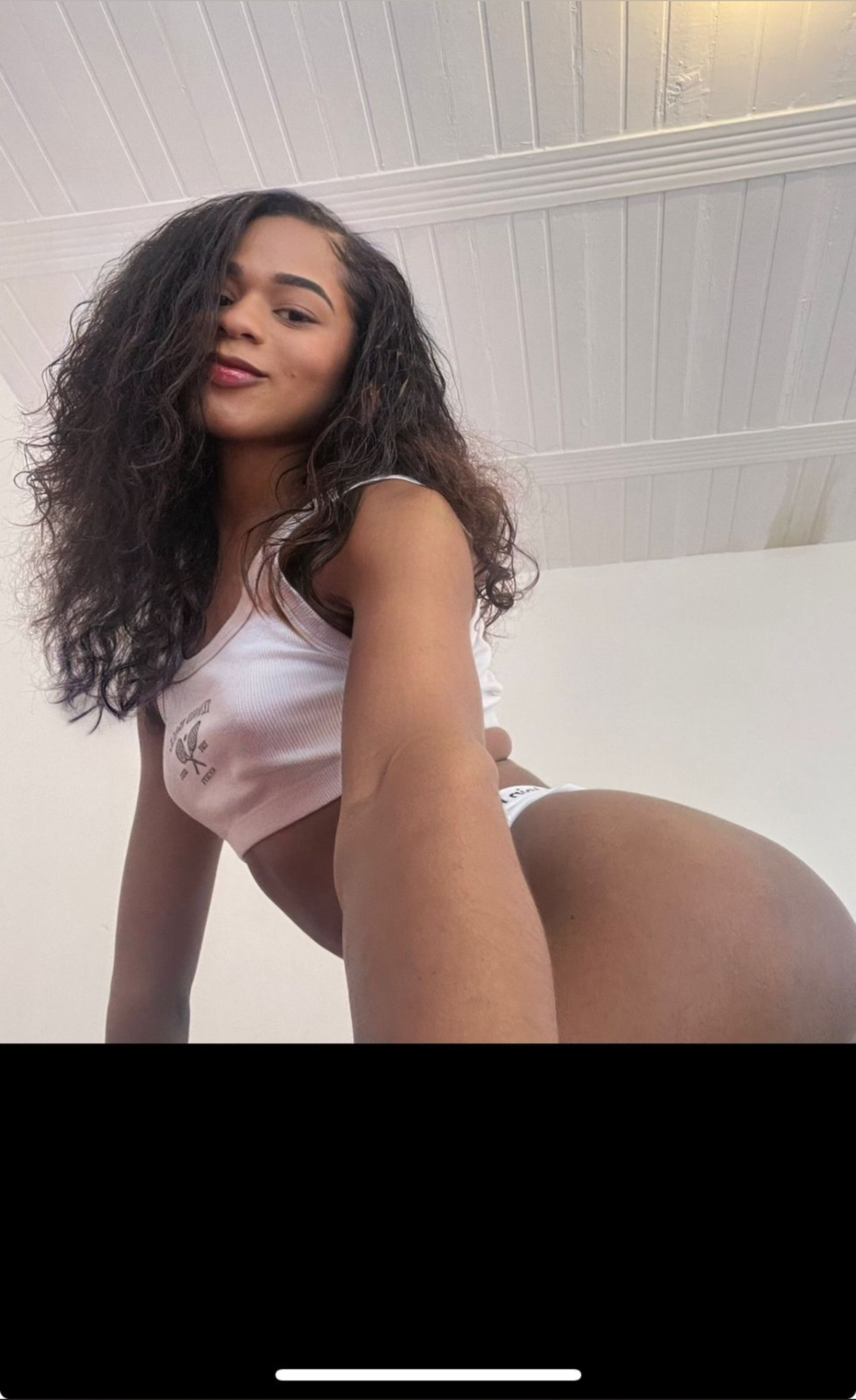 vicky_deepass OnlyFans header