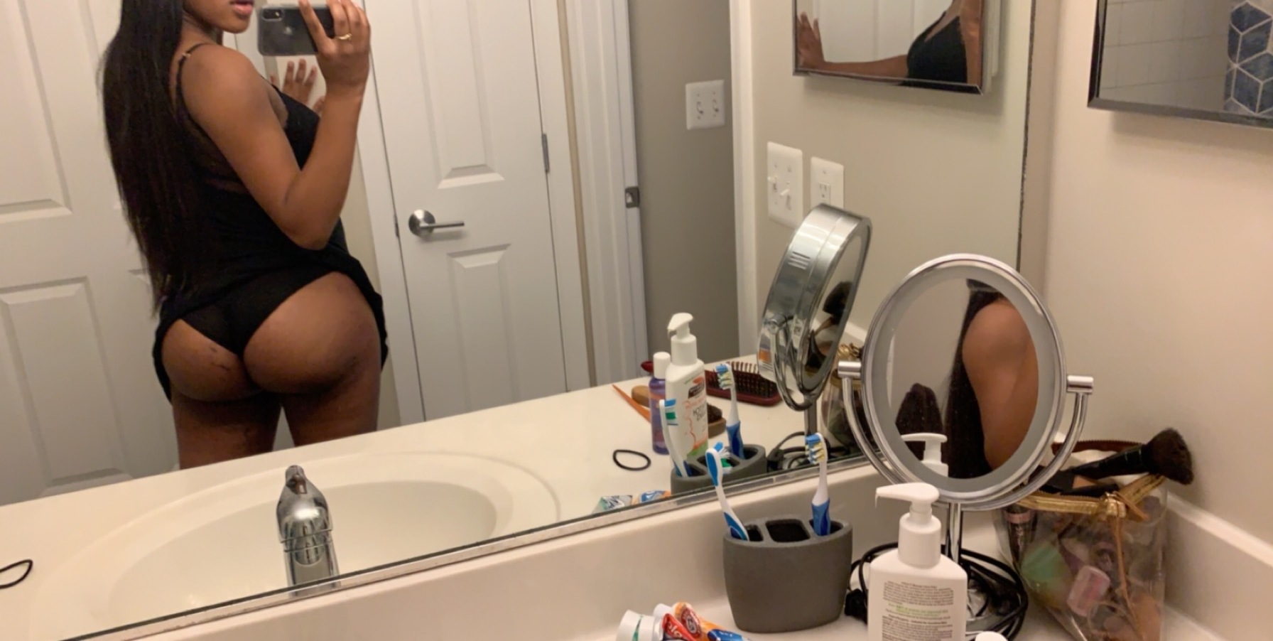 Vicky’s Secret OnlyFans header