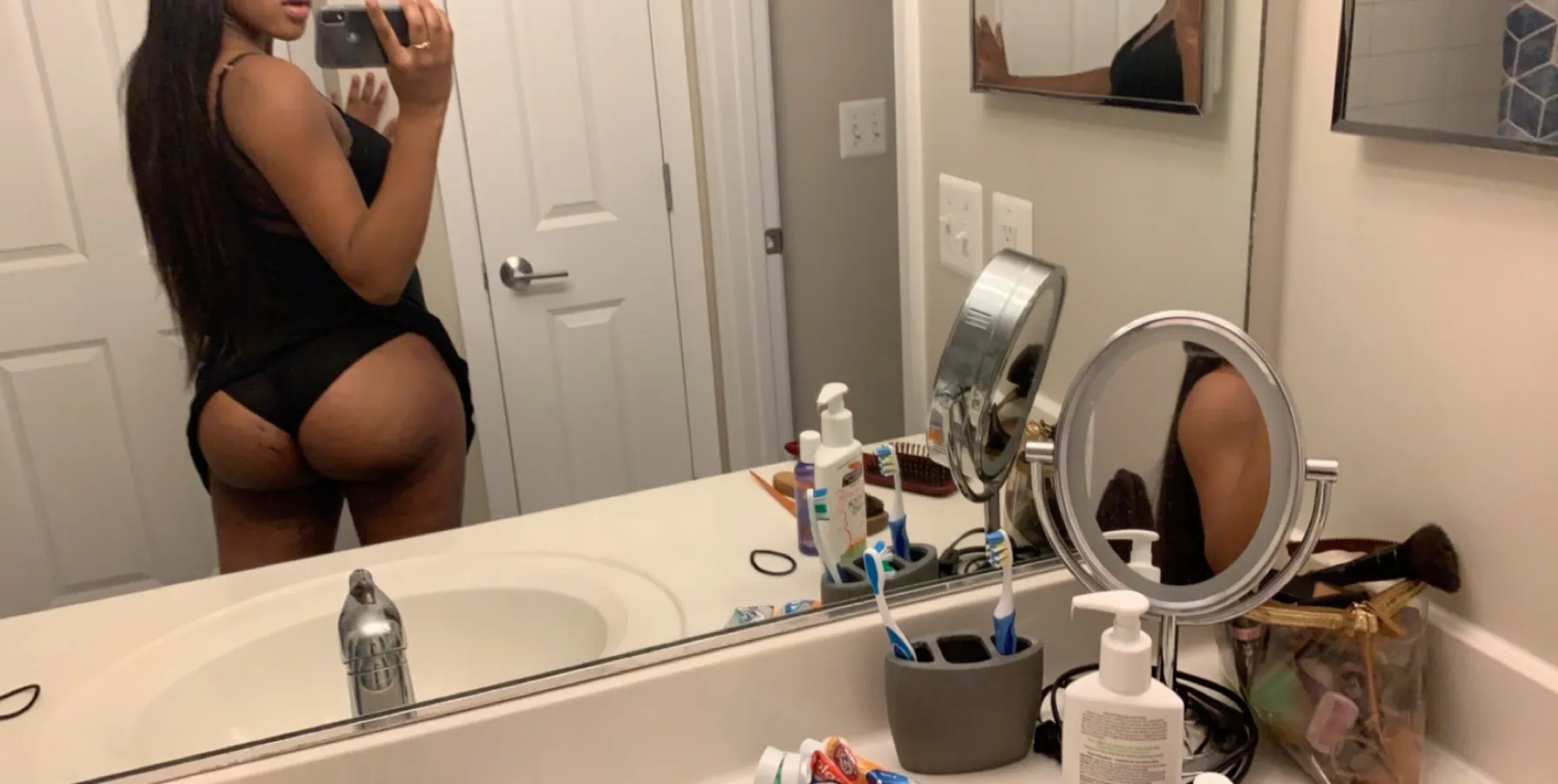 Vicky’s Secret OnlyFans header