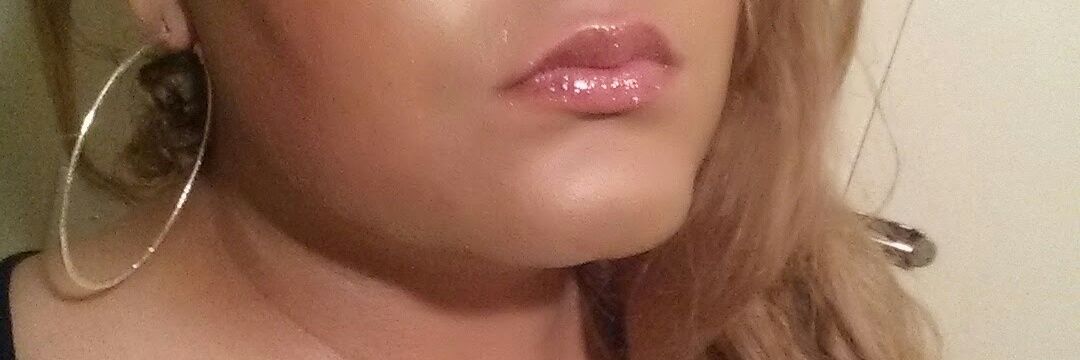 vicky bottom ts OnlyFans header