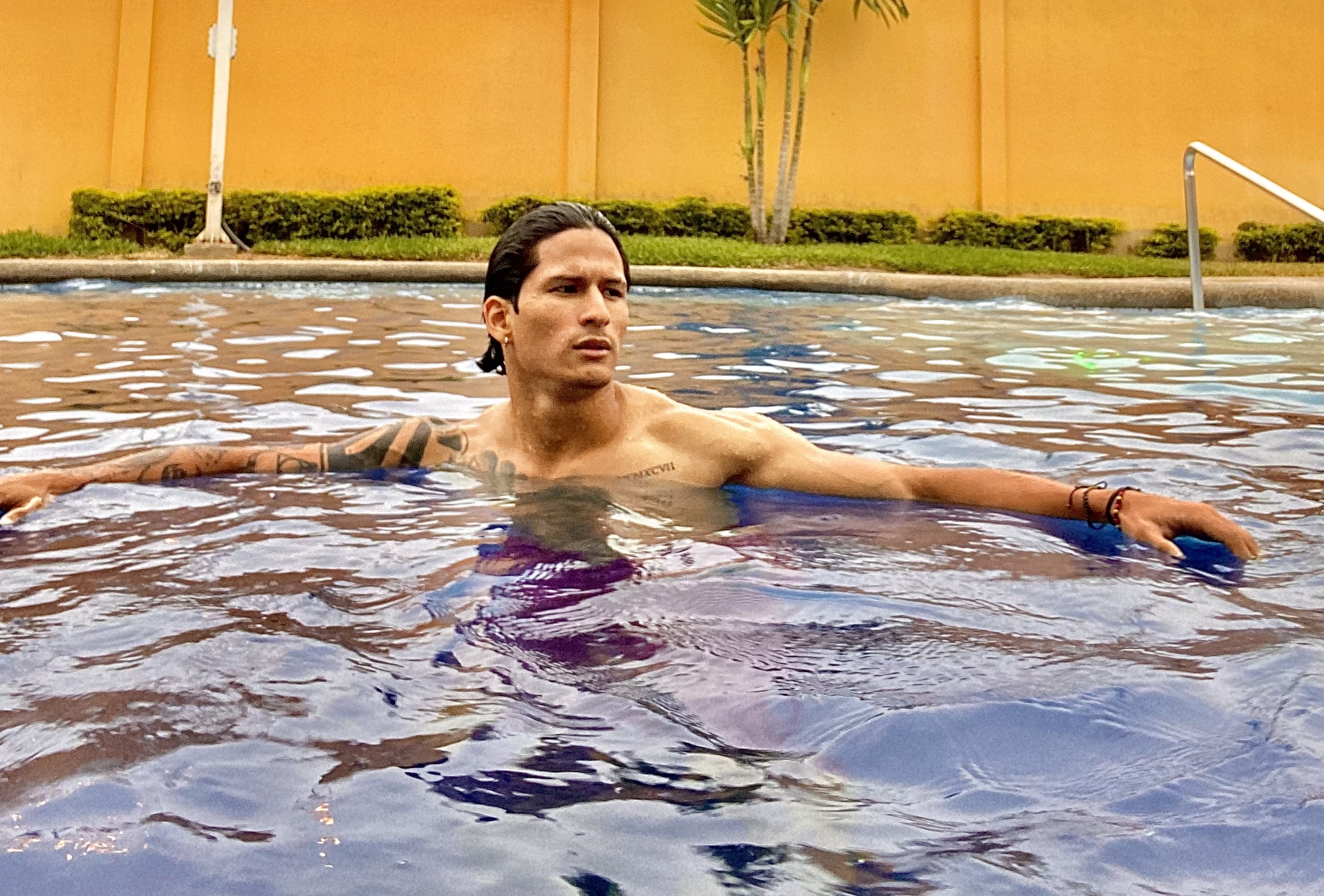 Victor Llanos OnlyFans header