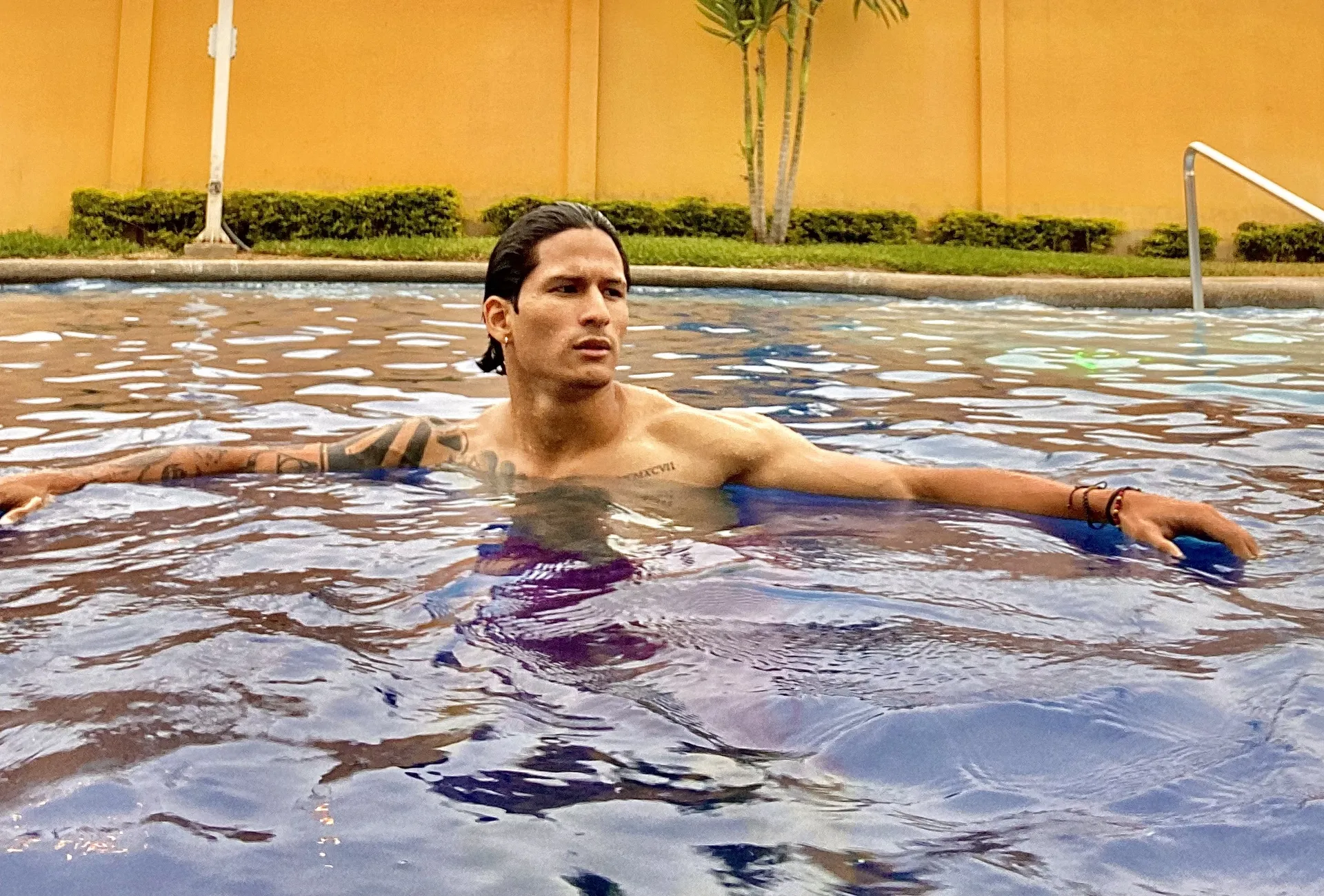 Victor Llanos OnlyFans header