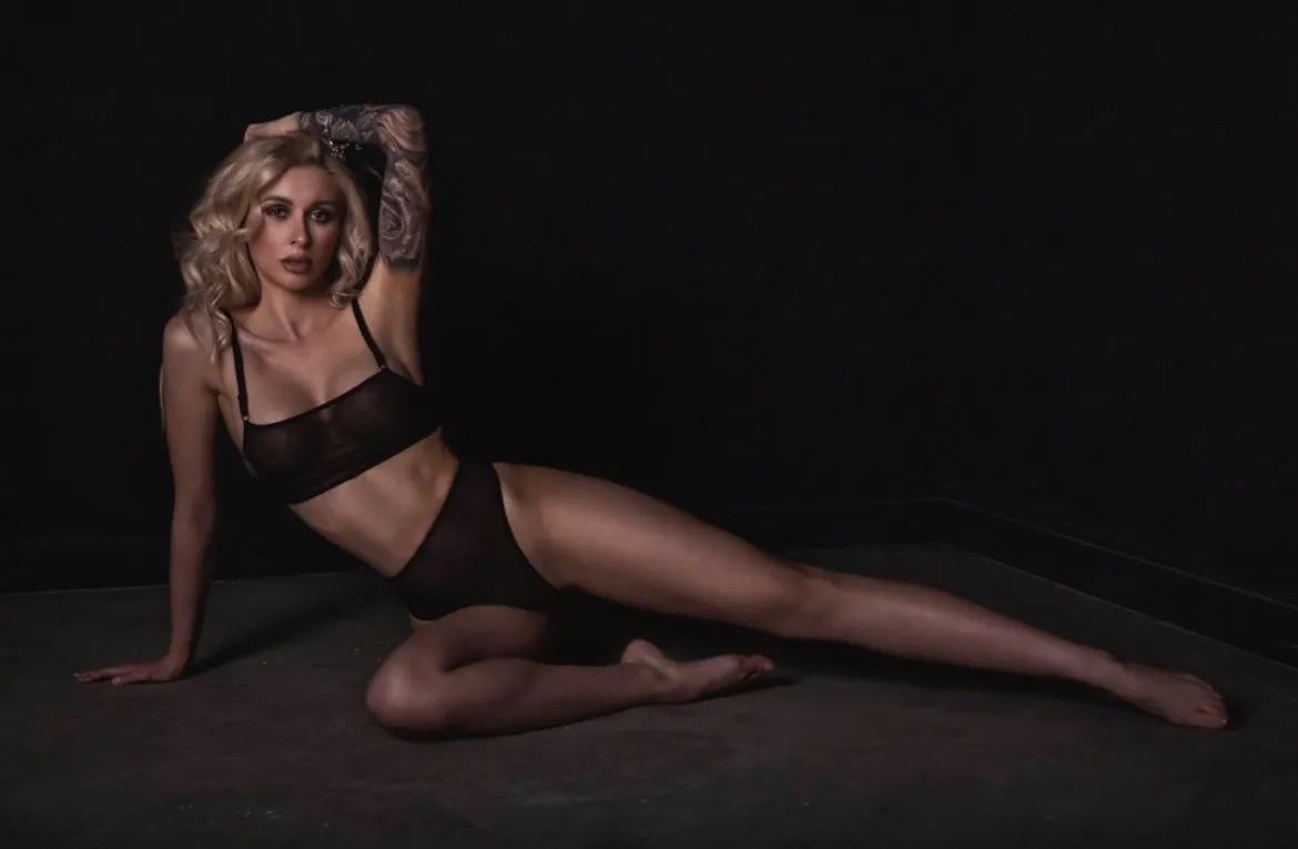 Victoria_fit OnlyFans header