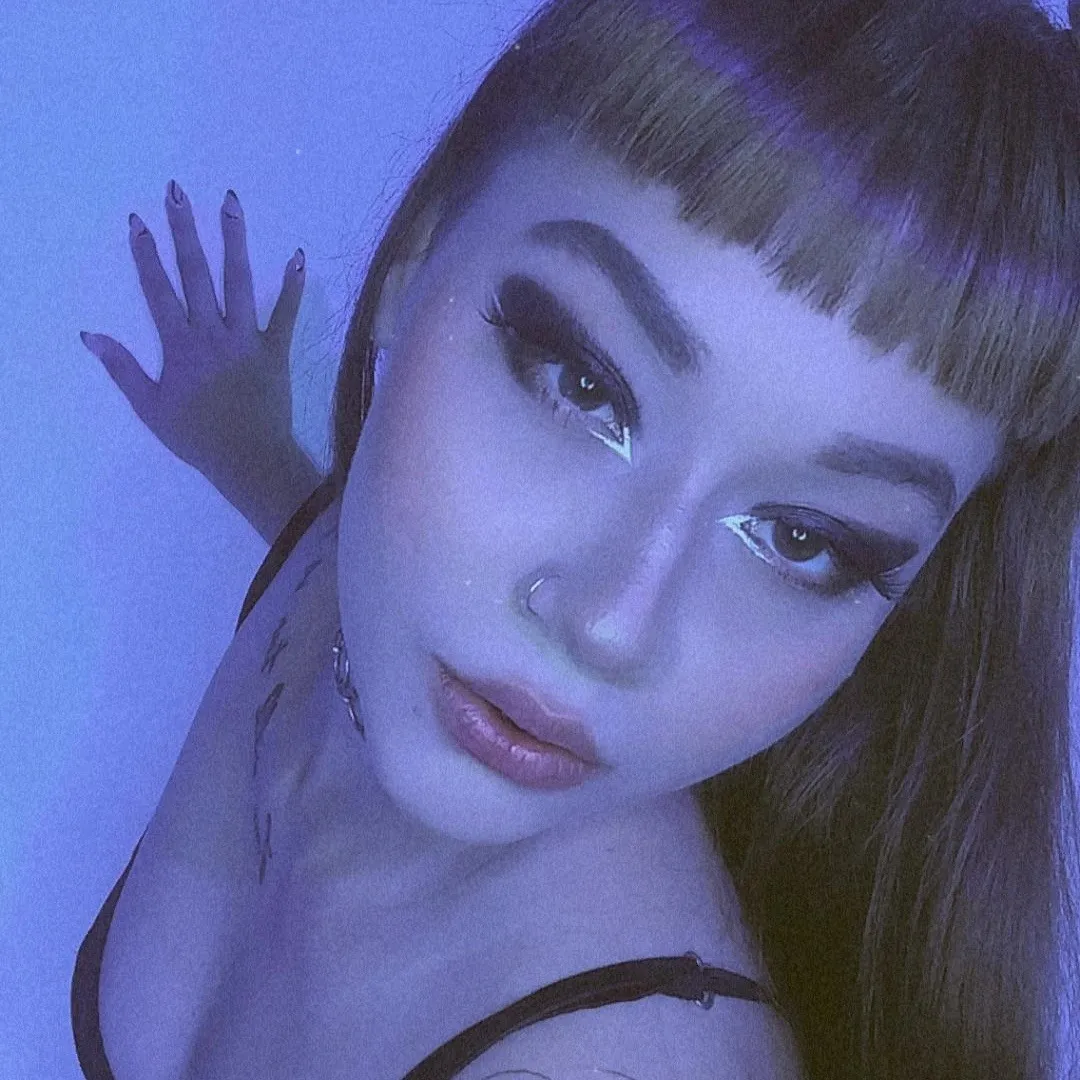 ✨Goddess Victoria R✨