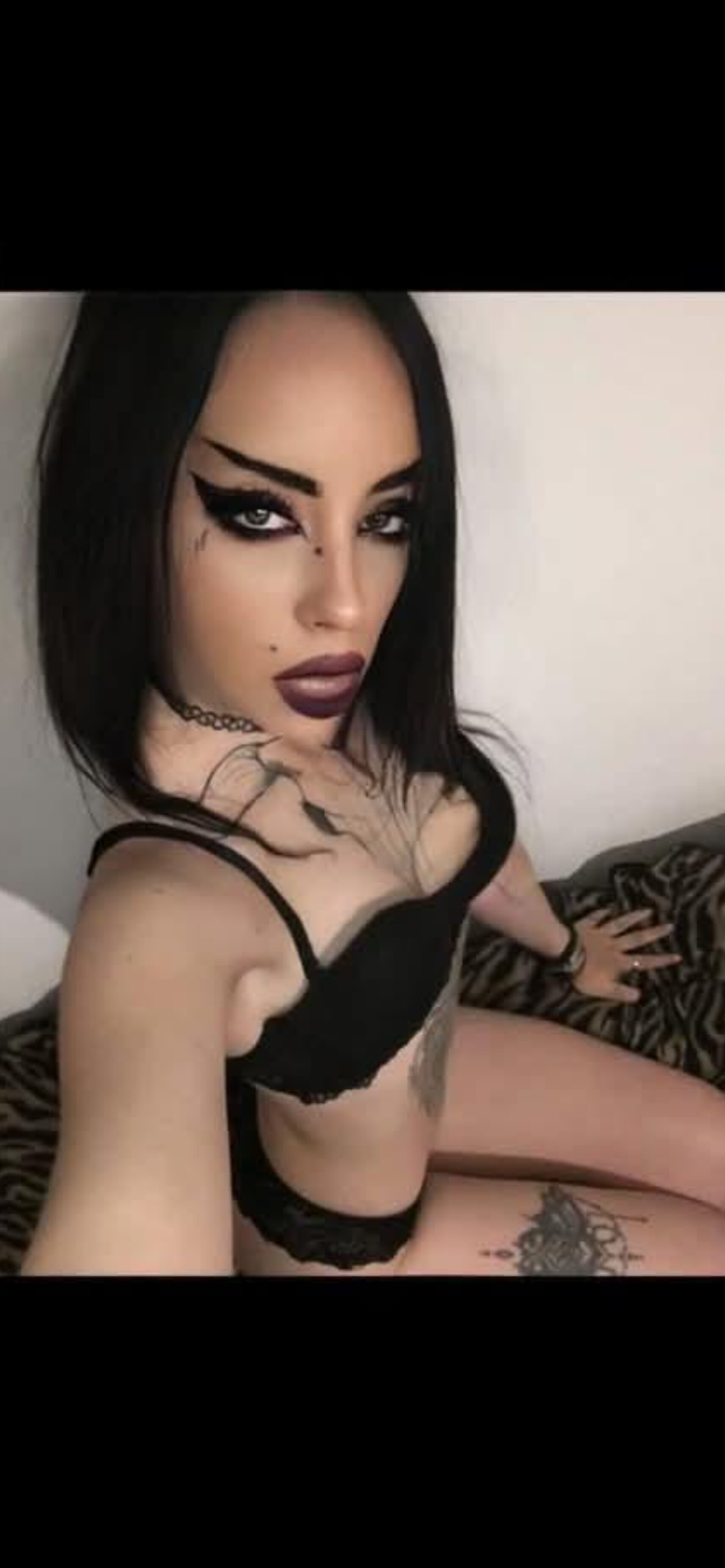 Victoria_shadow OnlyFans
