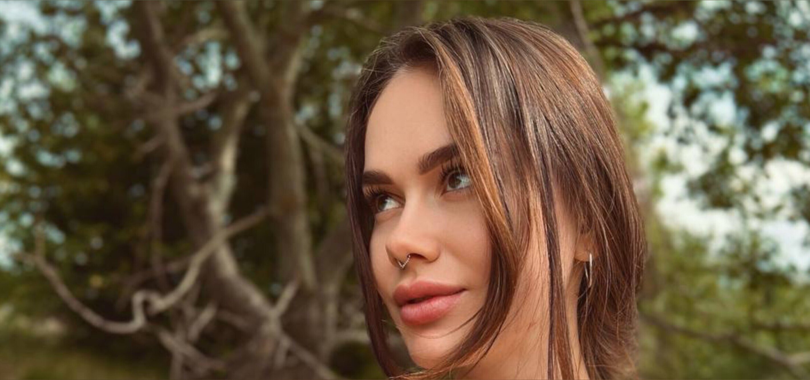 Victoria OnlyFans header