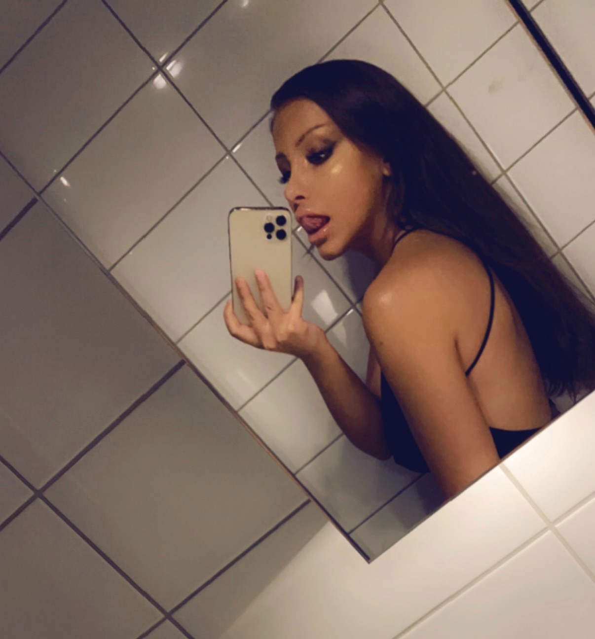 Victoria Alice OnlyFans