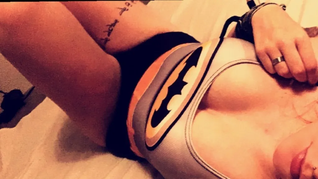 Victoria Carina OnlyFans header