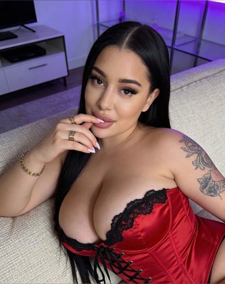 Victoria Lane OnlyFans