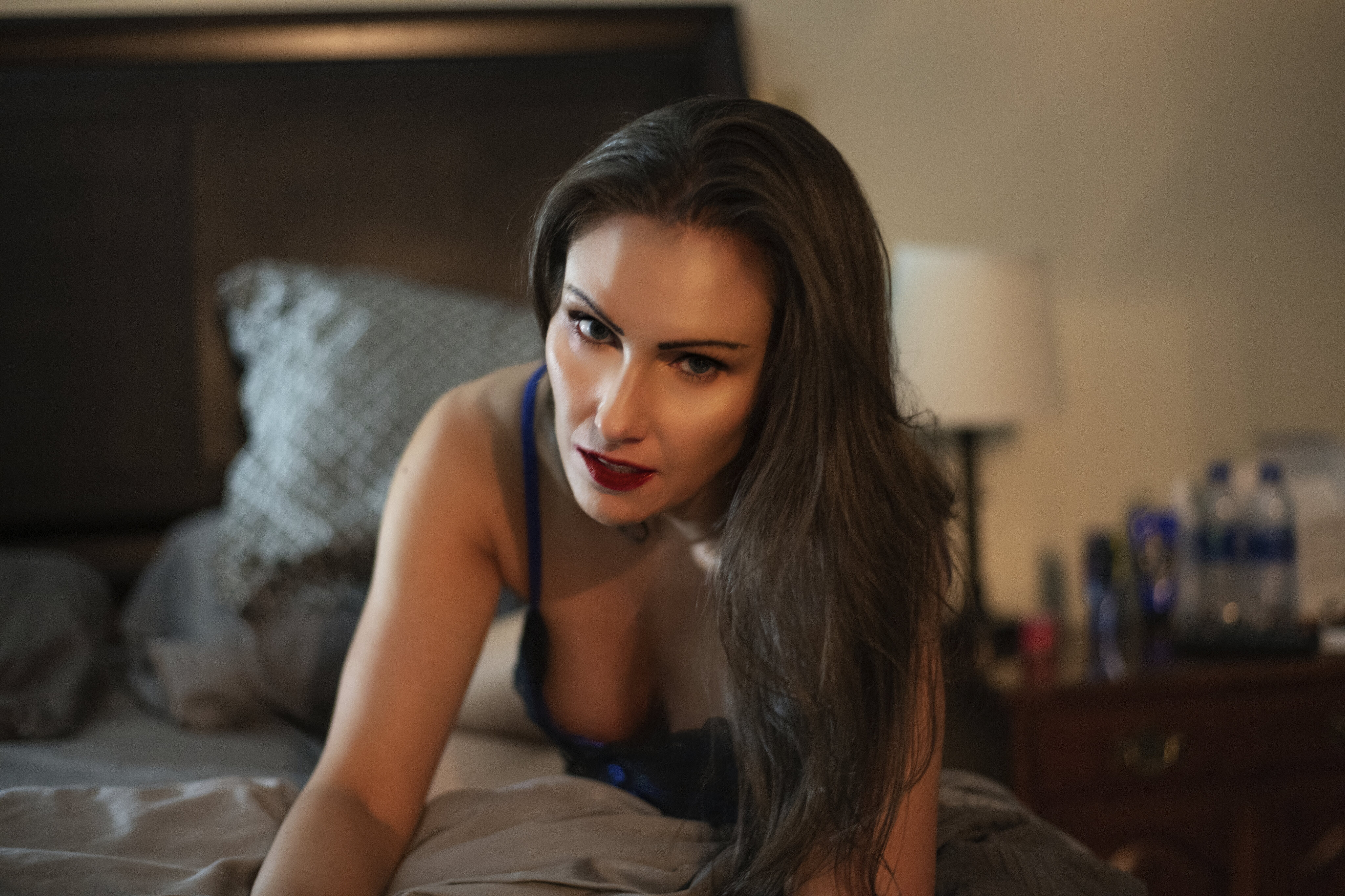 Victoria Obeys OnlyFans header