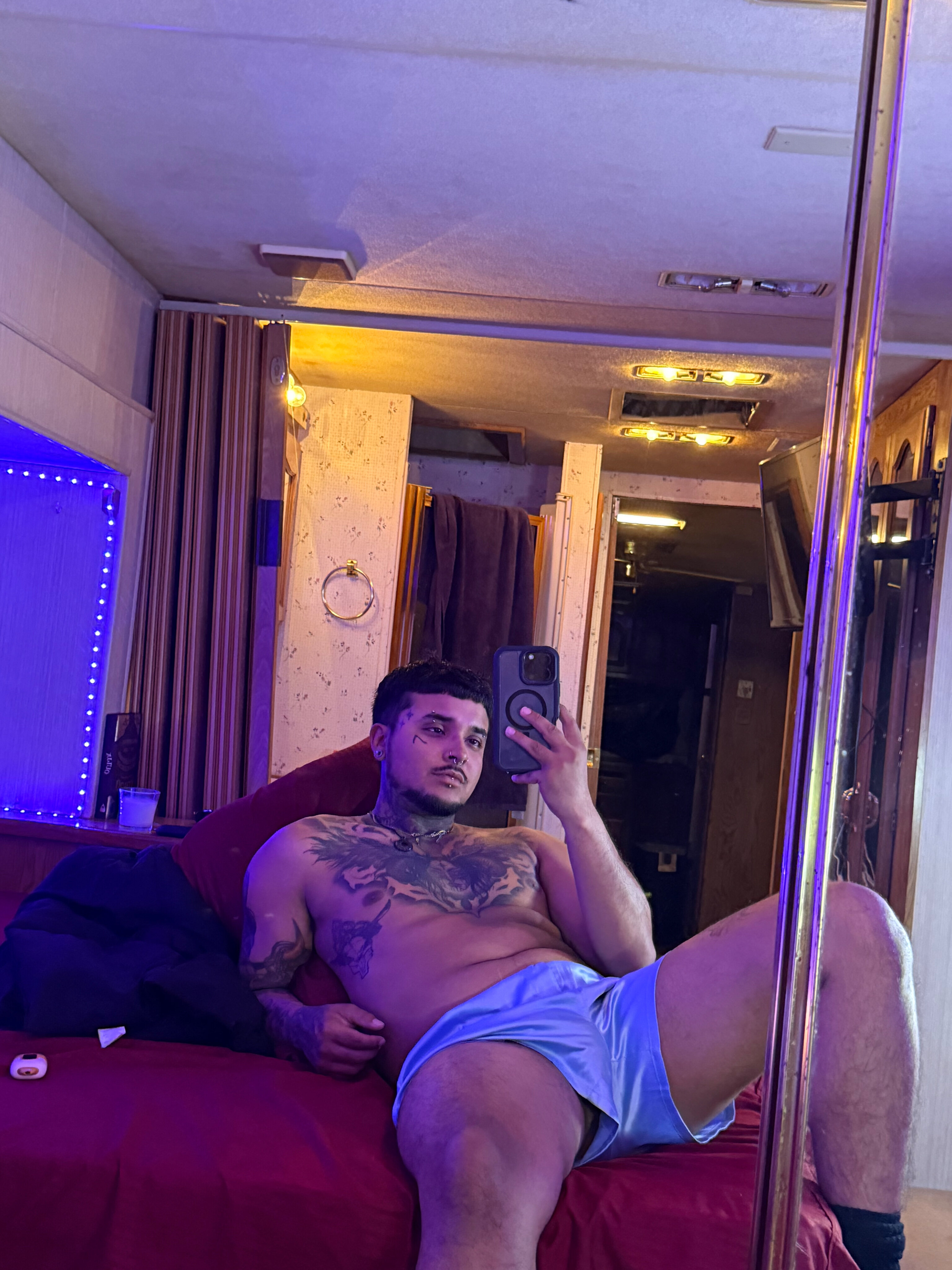 Victor OnlyFans header