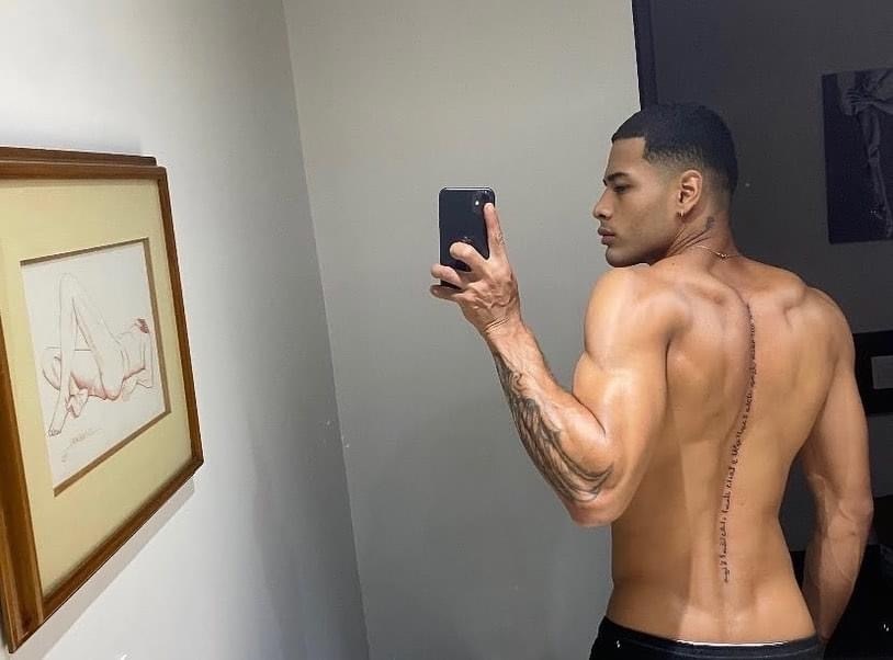 Victor Cuartas OnlyFans header