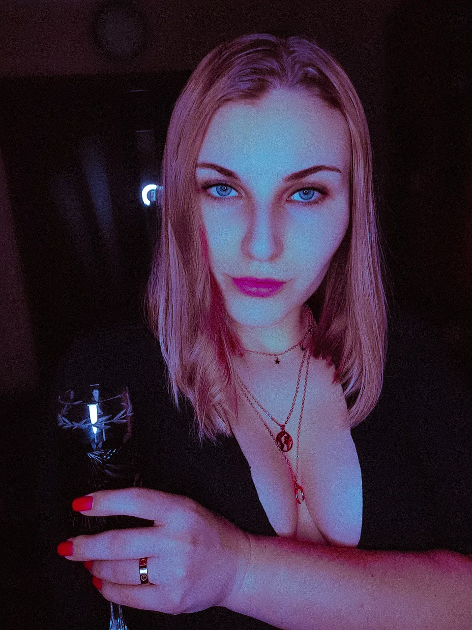 Viktoriya OnlyFans header