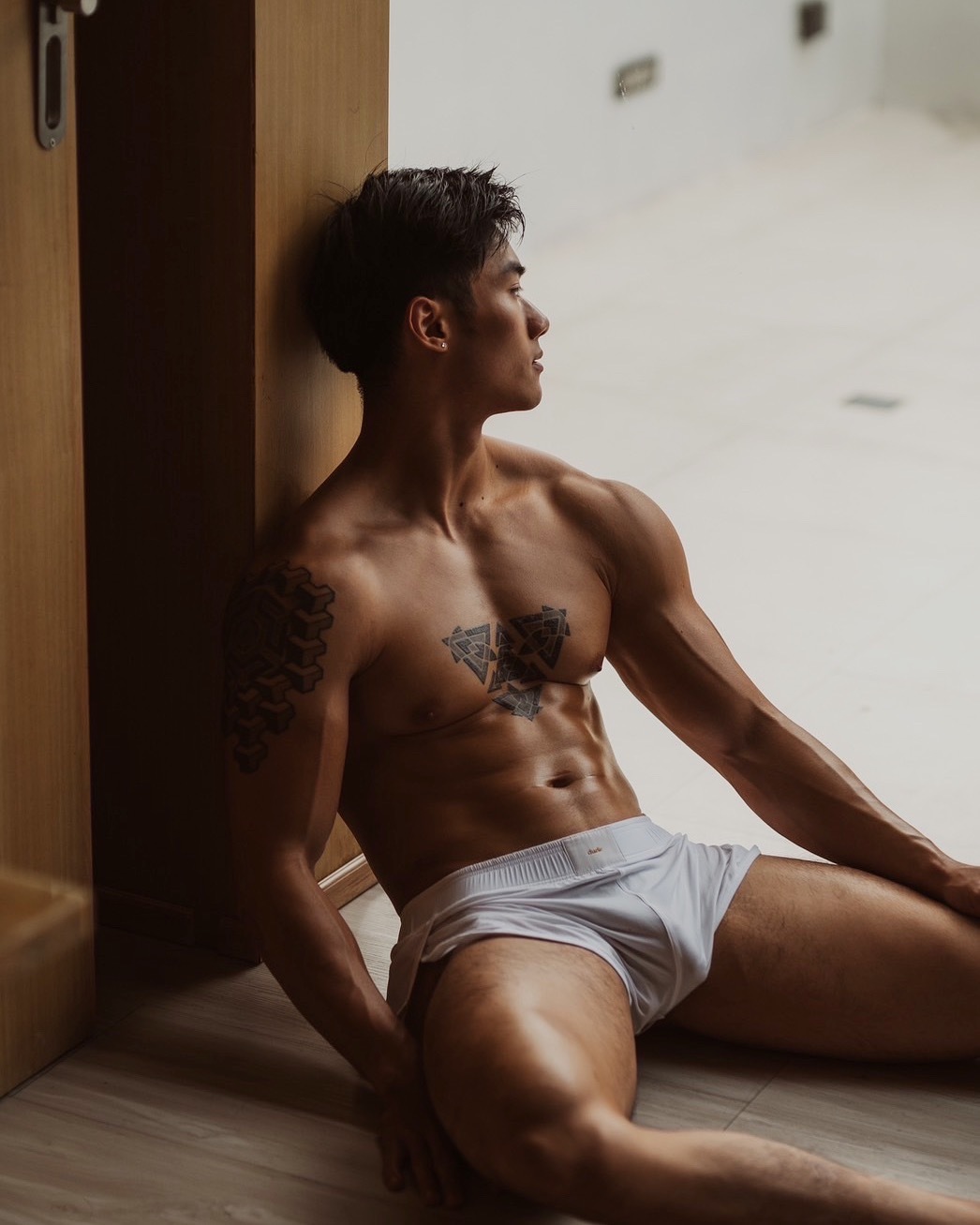 WingHong Tang OnlyFans