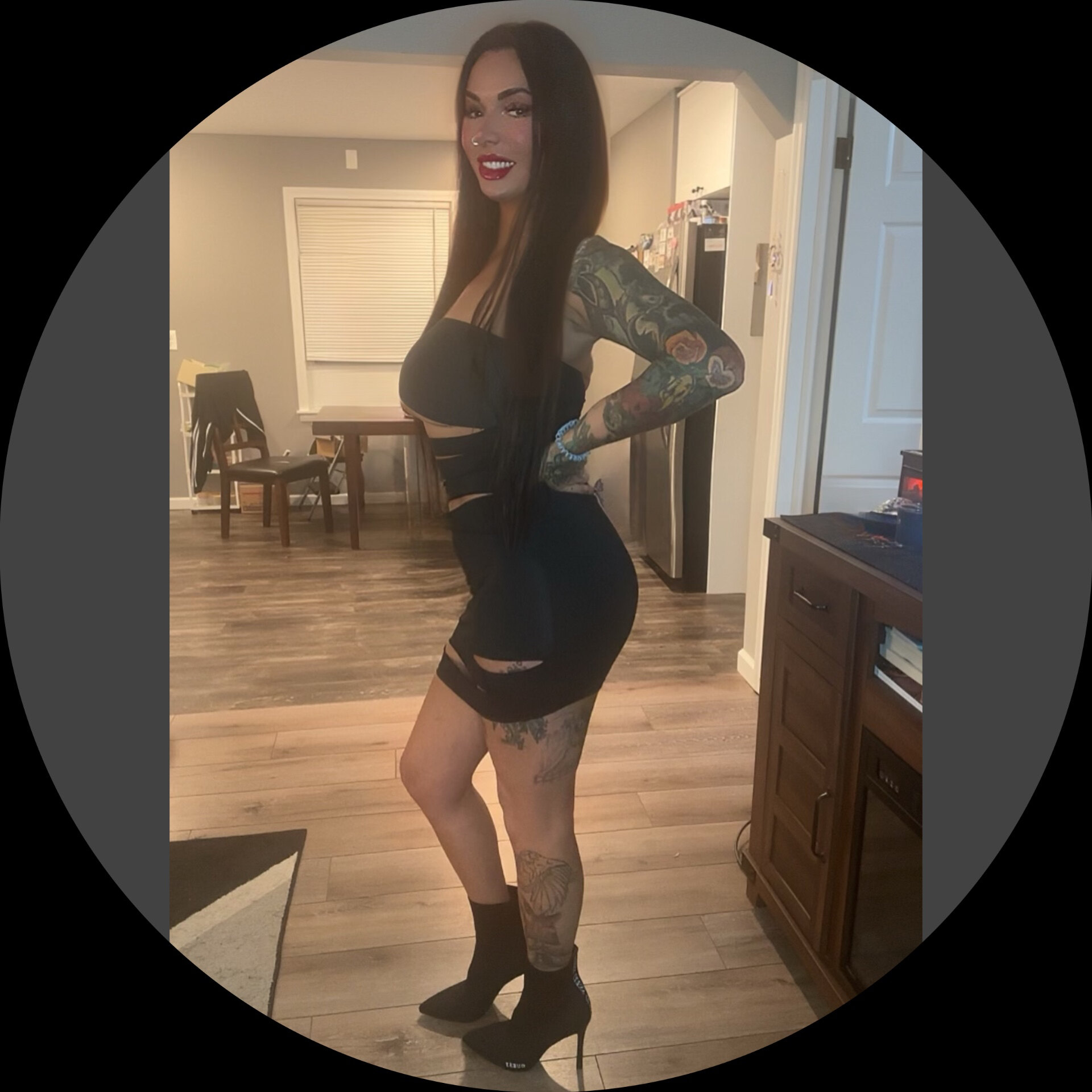 Vinyl Vixen OnlyFans