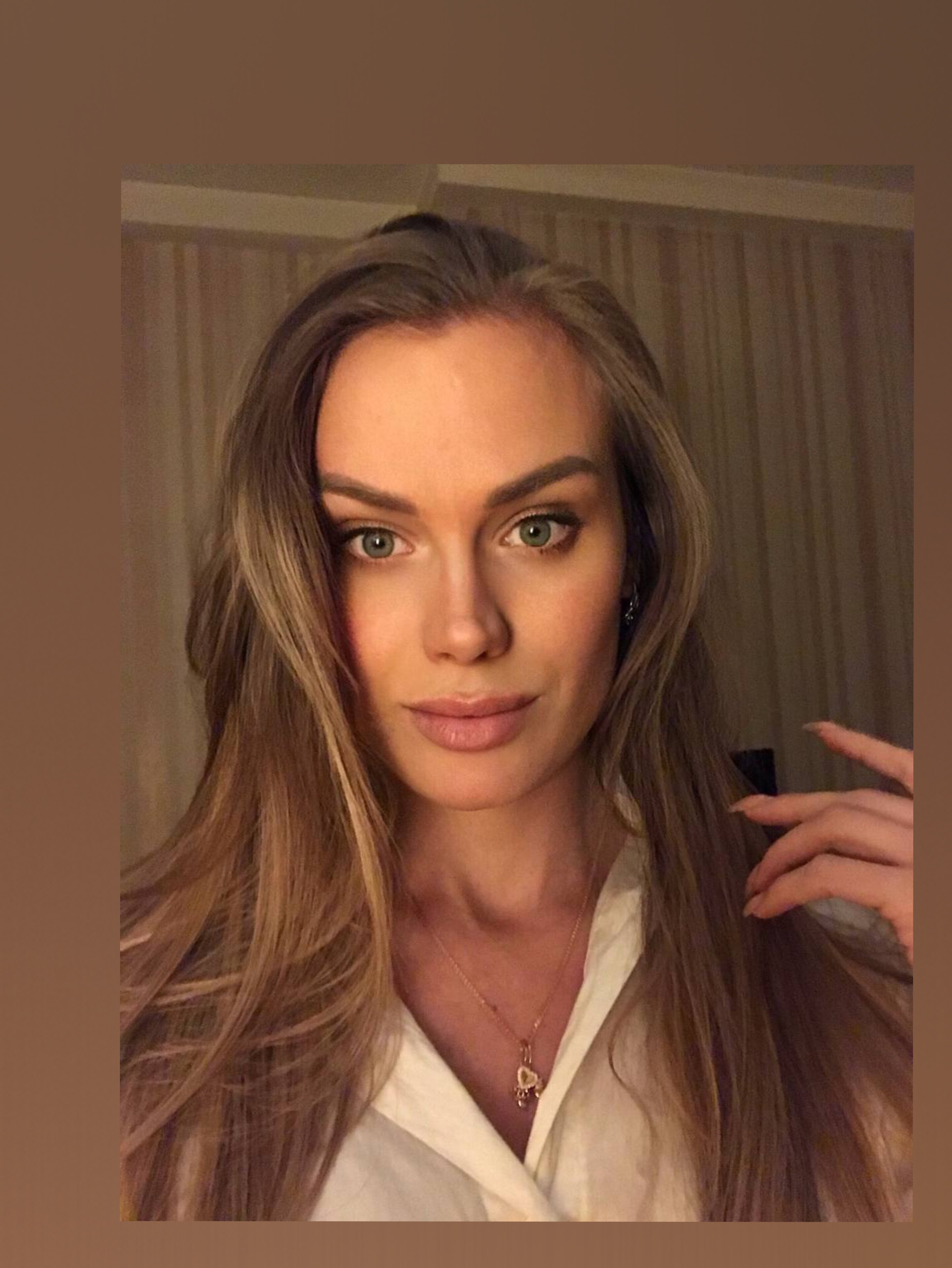 Viola Bloom OnlyFans