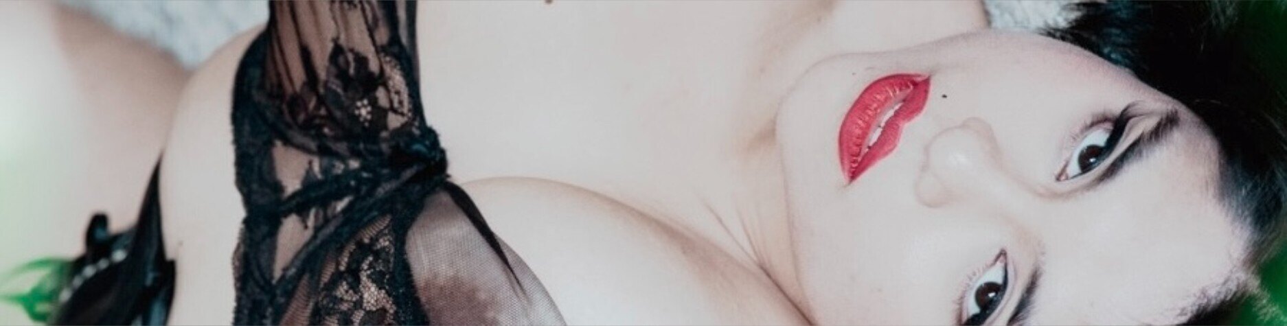 Viola West OnlyFans header