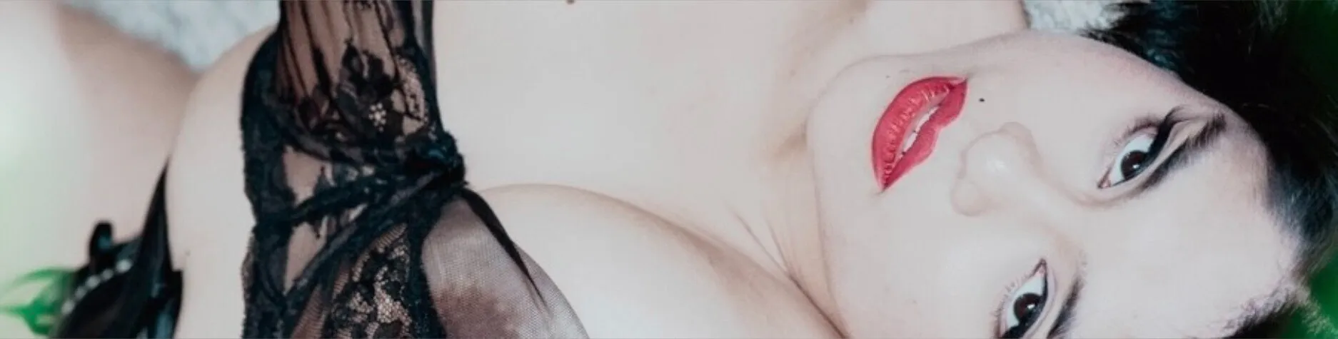 Viola West OnlyFans header