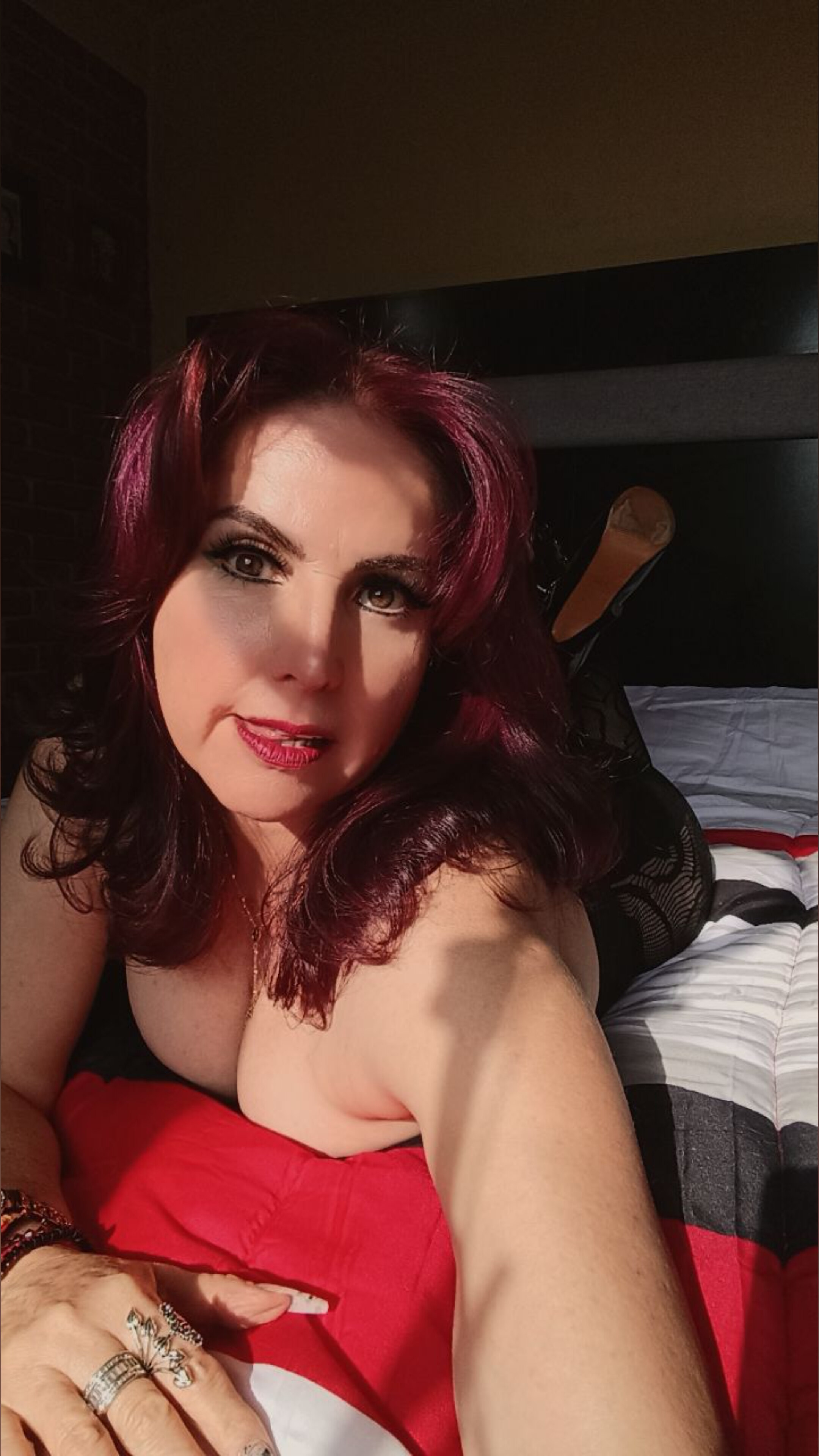 Violette OnlyFans header