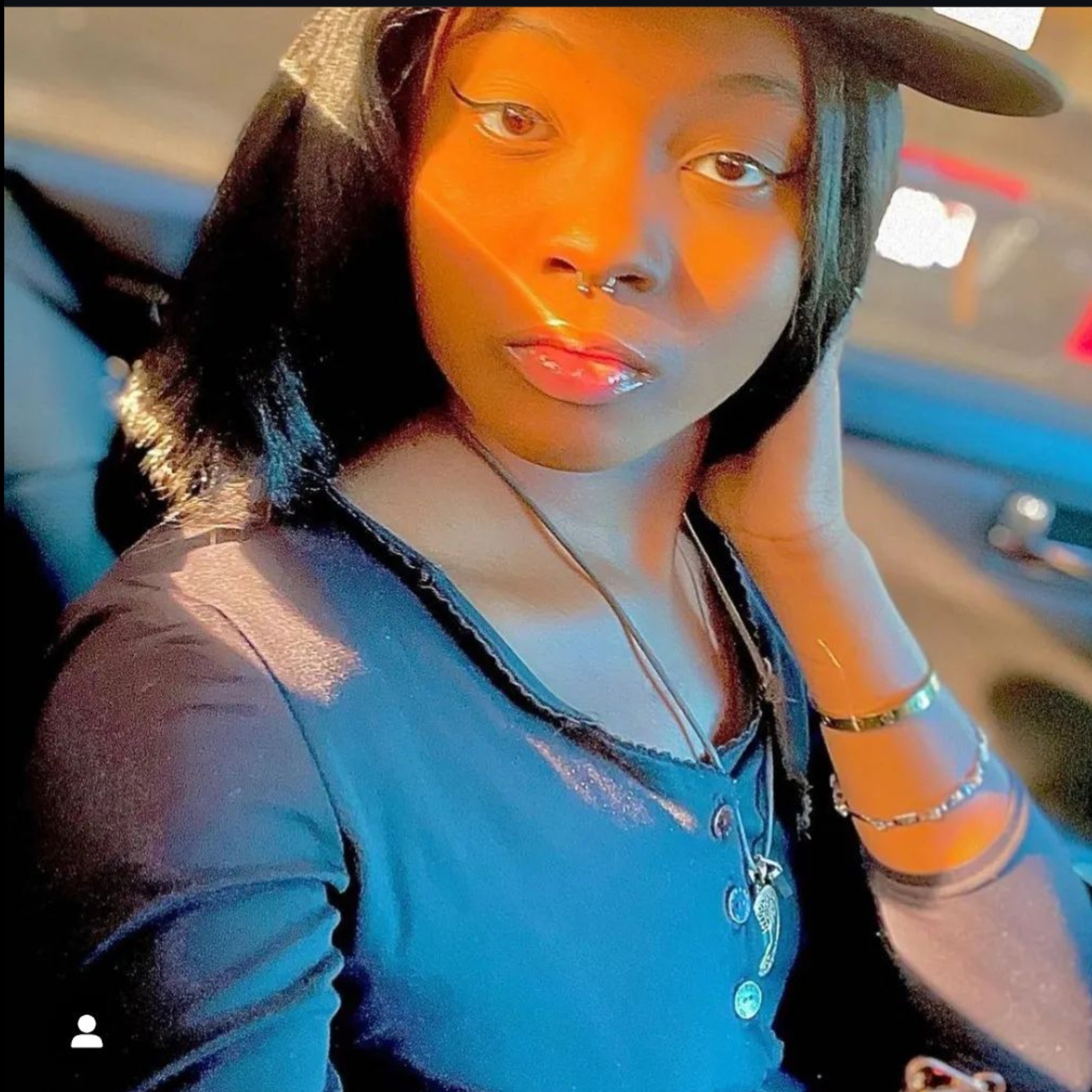 Violet Hinton OnlyFans