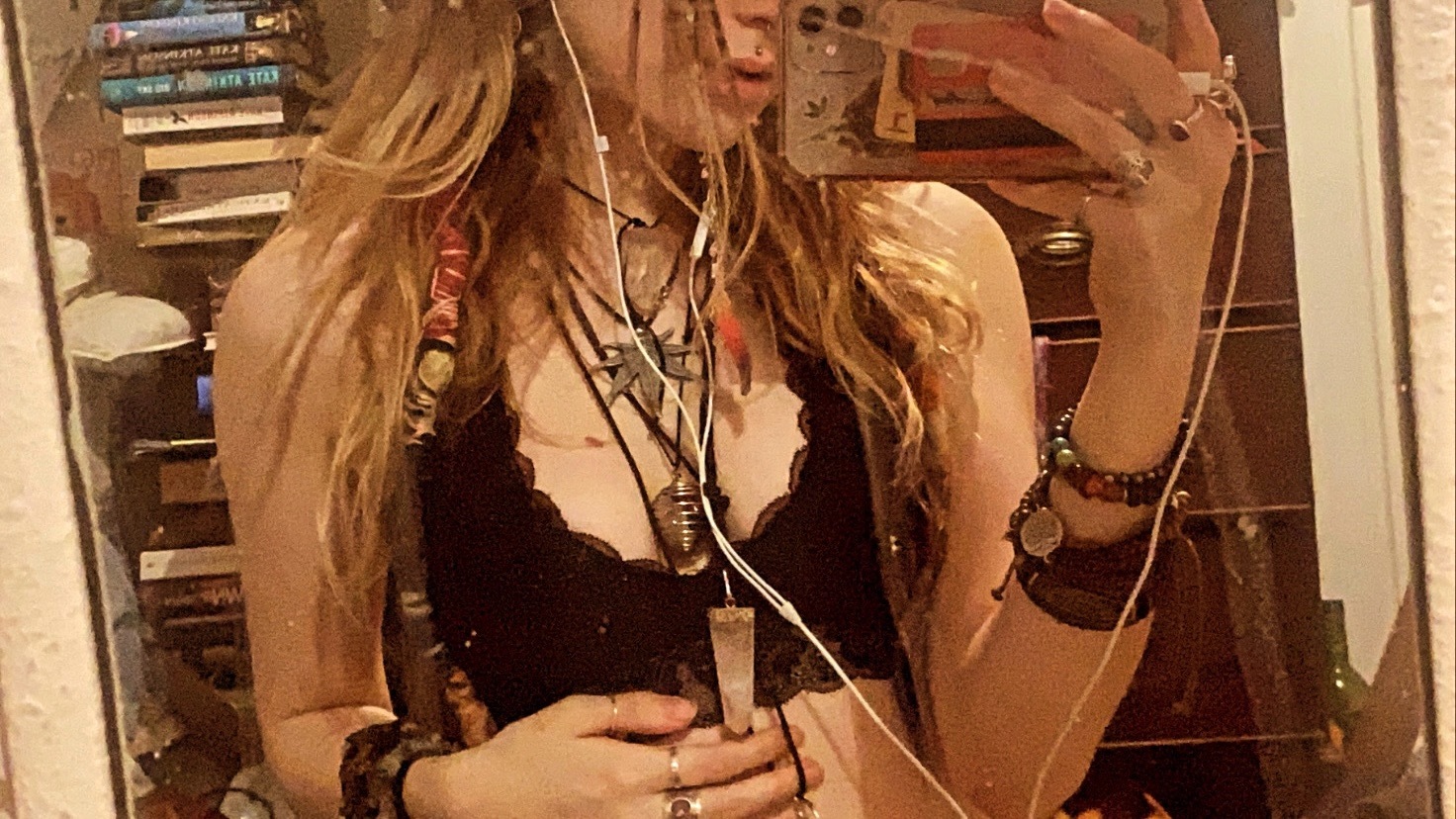 Violet pixie OnlyFans header