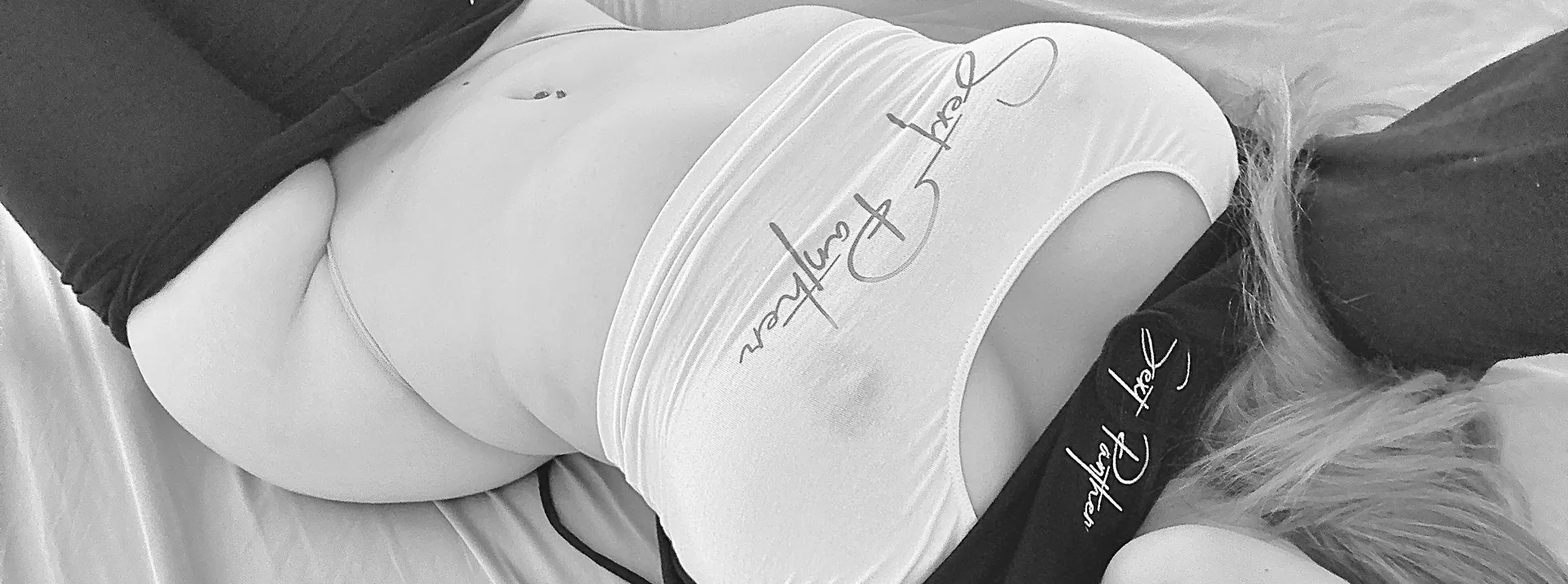 violetsvideos OnlyFans header