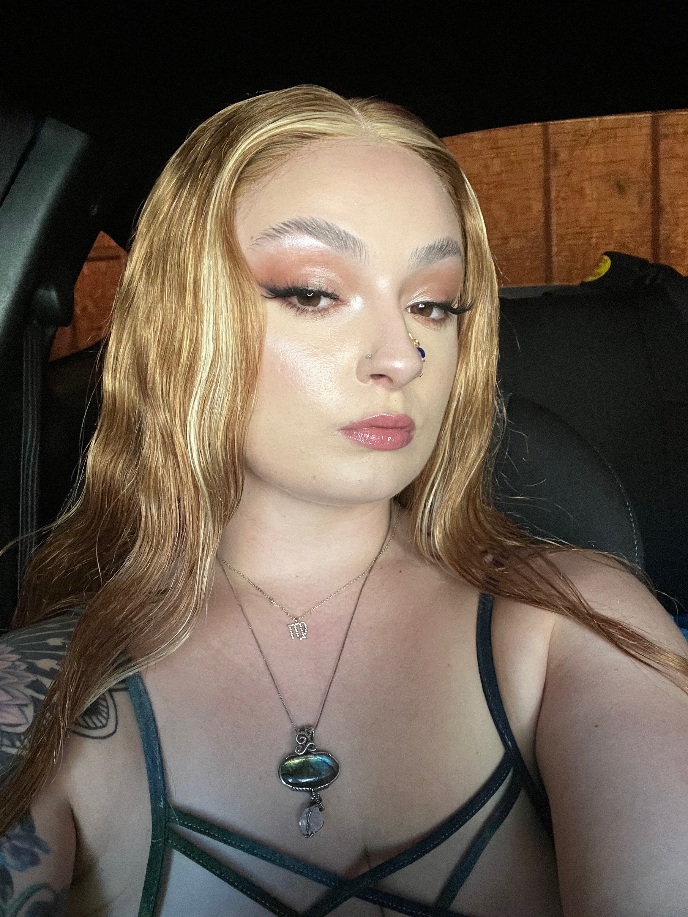 Violetflower OnlyFans