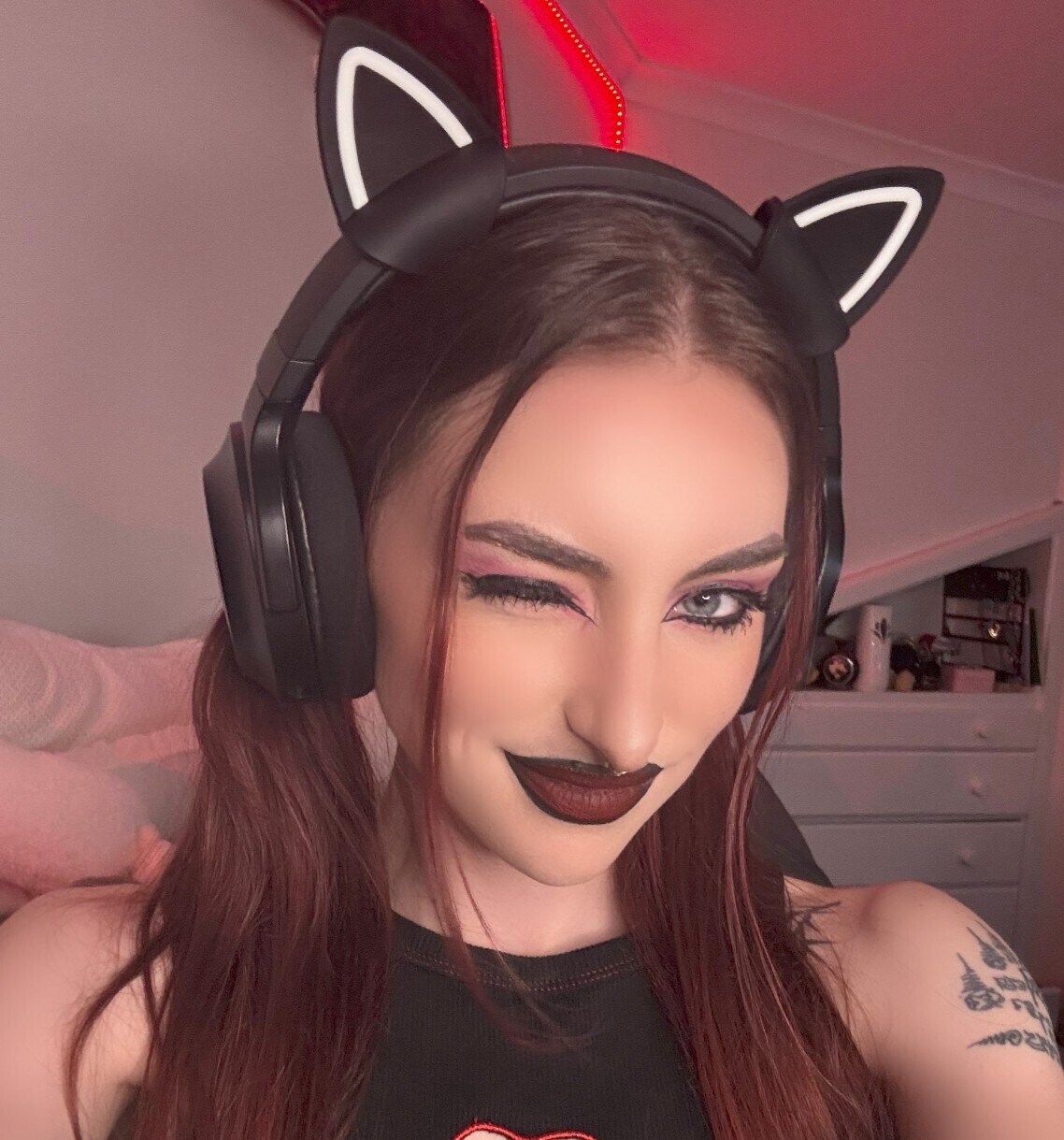 𝖛𝖎𝖔 𝖒𝖎𝖑𝖑𝖊𝖗𝖗 ｡゜(｀Д´)゜｡ OnlyFans