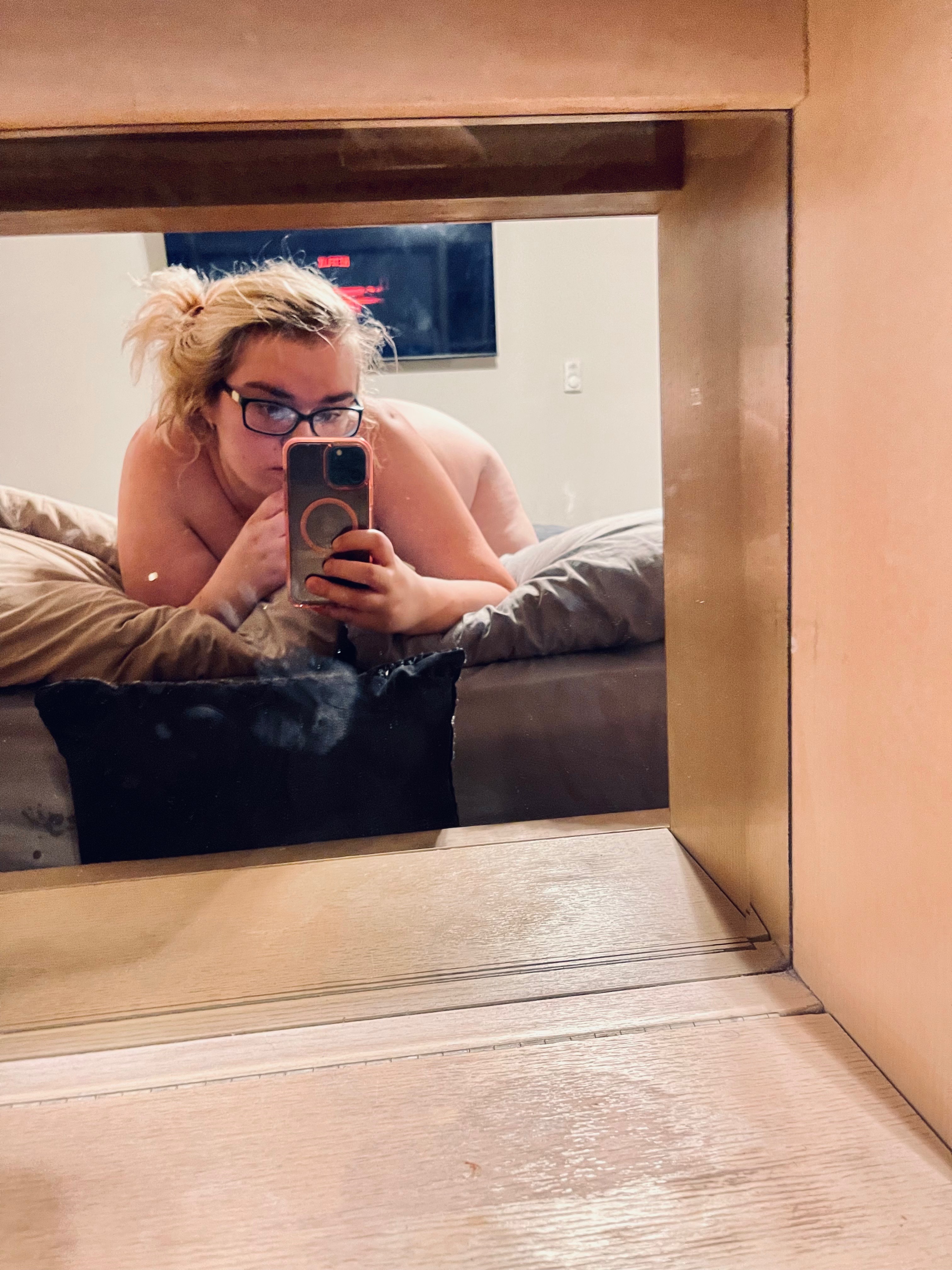 Roxie Moxie OnlyFans header