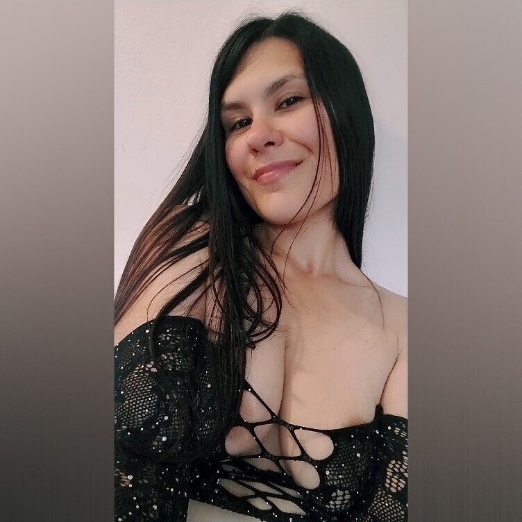 Solangel Vip 💦 $5 explicit feed 👅 OnlyFans